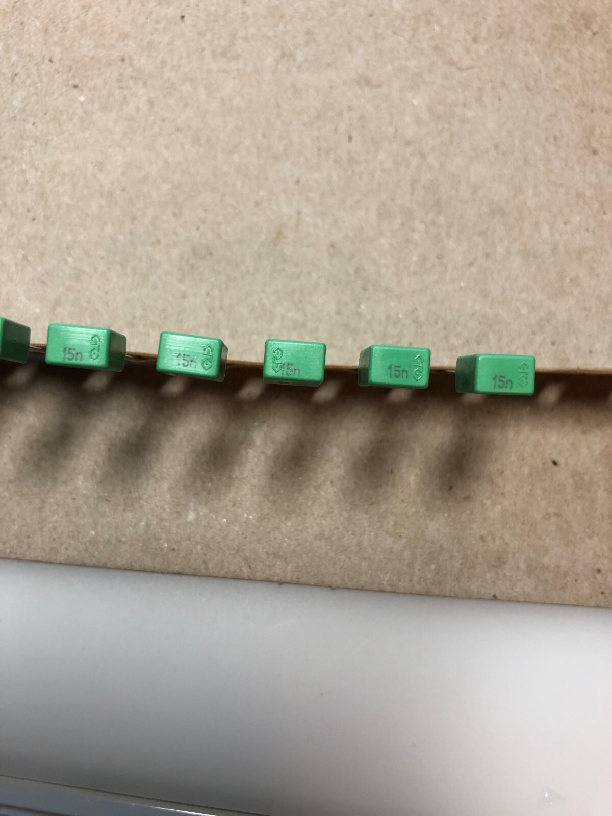 5 Vishay 0.015 uF 400V 5% Metallized Polyester Film Capacitor, Radial .015 15 nF