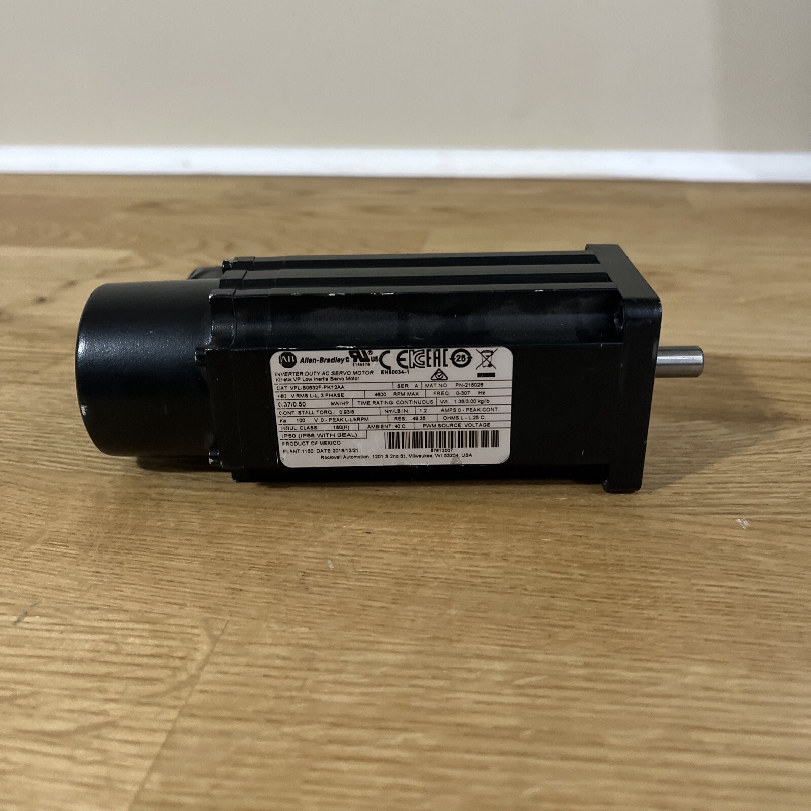 Allen Bradley VPL-B0632F-PK12AA Ser A Servo Motor 4600 RPM .50 HP