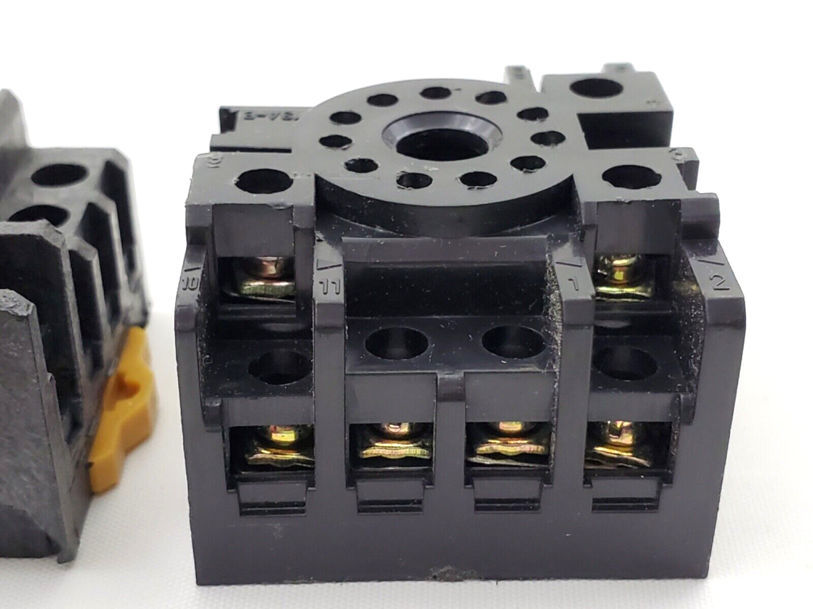 Lot of 2 Omron PF113A-E Track Mounted MK Relay Sockets 3PDT Din Rail Mount
