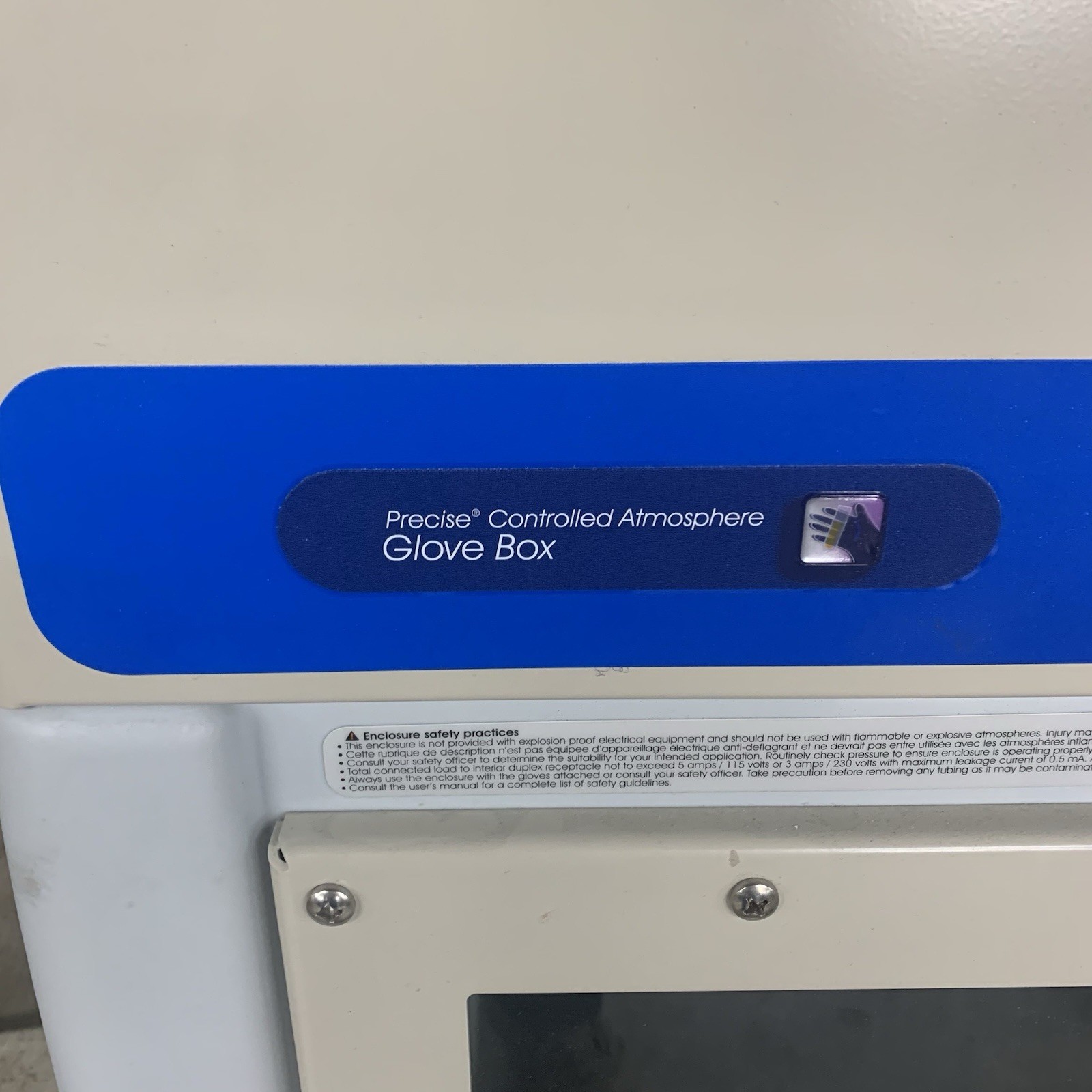Labconco Controlled Atmosphere Glove Box 5220100 No Controller Broken Gloves
