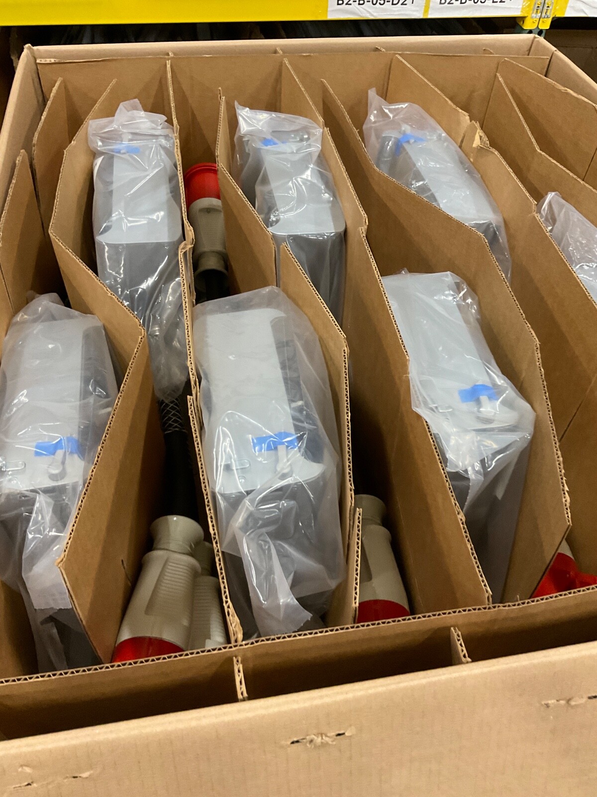 New StarLine Busway Tap Box CBMDCT5GHE55-1’-(2)560C6S-4DG… 60A 415Y/240V T5 Box