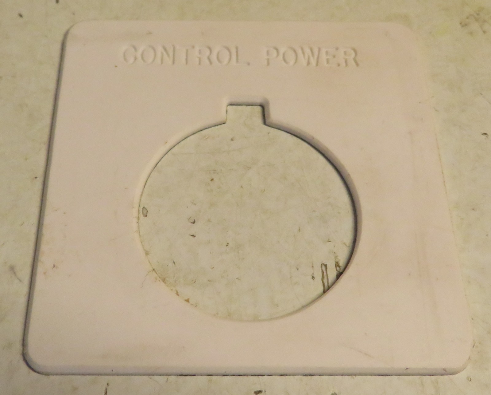 CONTROL POWER RESET WARNING LEGEND PLATE 2-1/4″ PLASTIC LAMACOID WARNING Unbrand