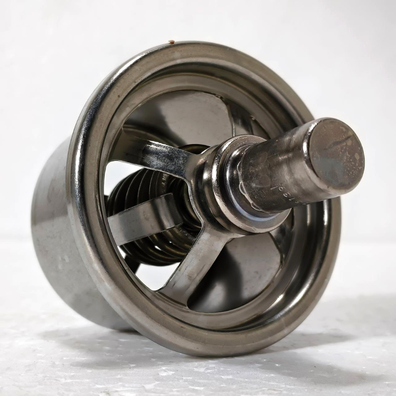 DANFOSS 148H3470 ORV THERMOSTAT OIL TEMPERATURE REGULATING VALVE 60°C 140°F