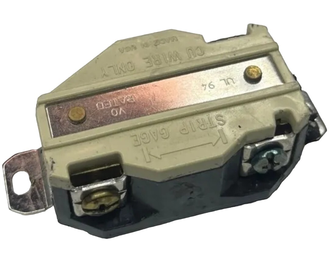 Leviton Nema L16-30 Single Receptacle 30A-250V.
