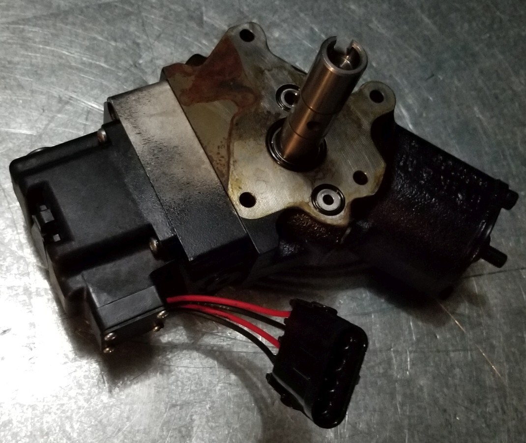 Sauer Danfoss M46 pump electronic control EDC 4510321 (11164081) MCV105C3023