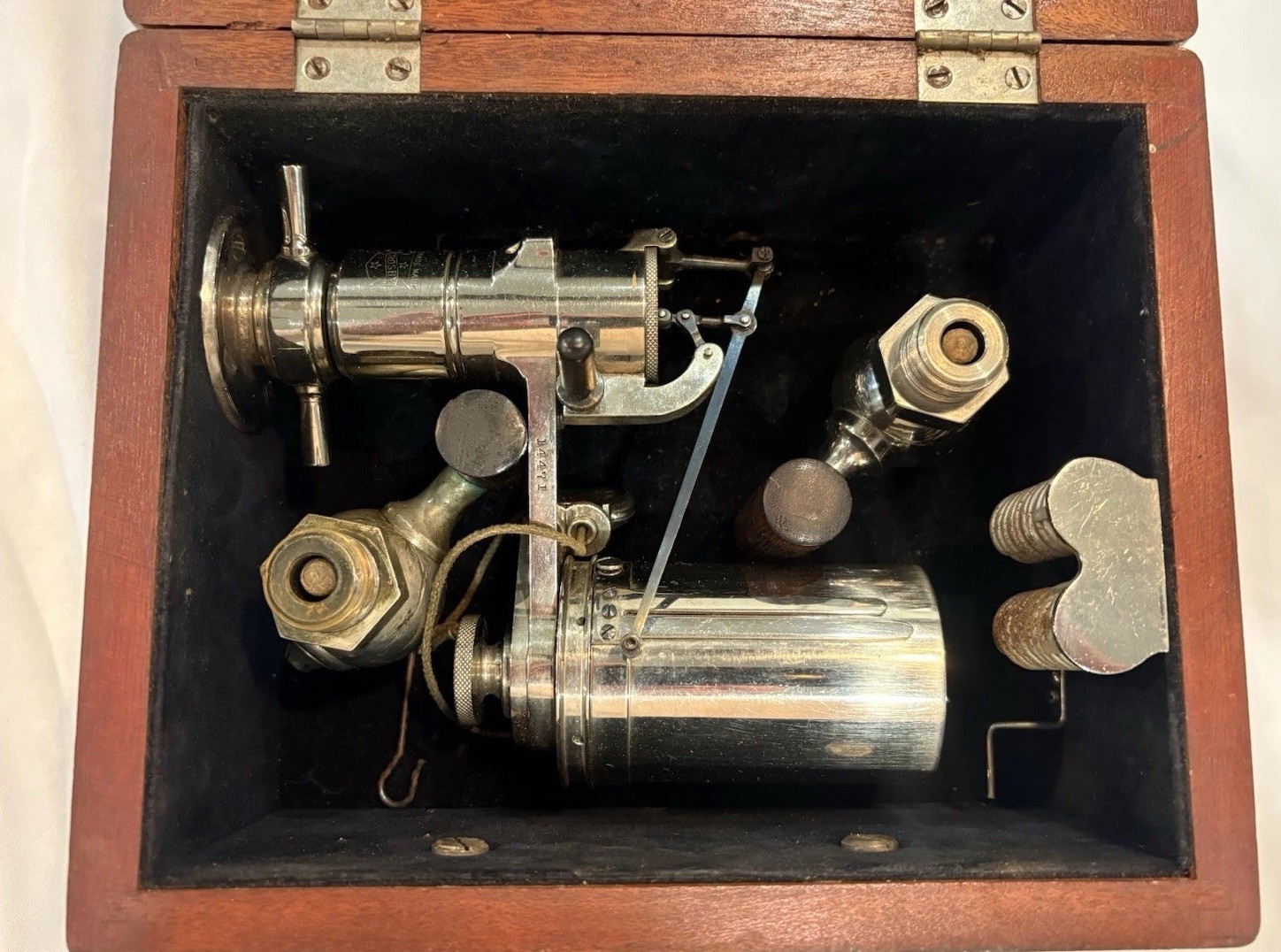 Crosby Steam-Engine Indicator 1890s 14471 Antique Set W/box and key very nice