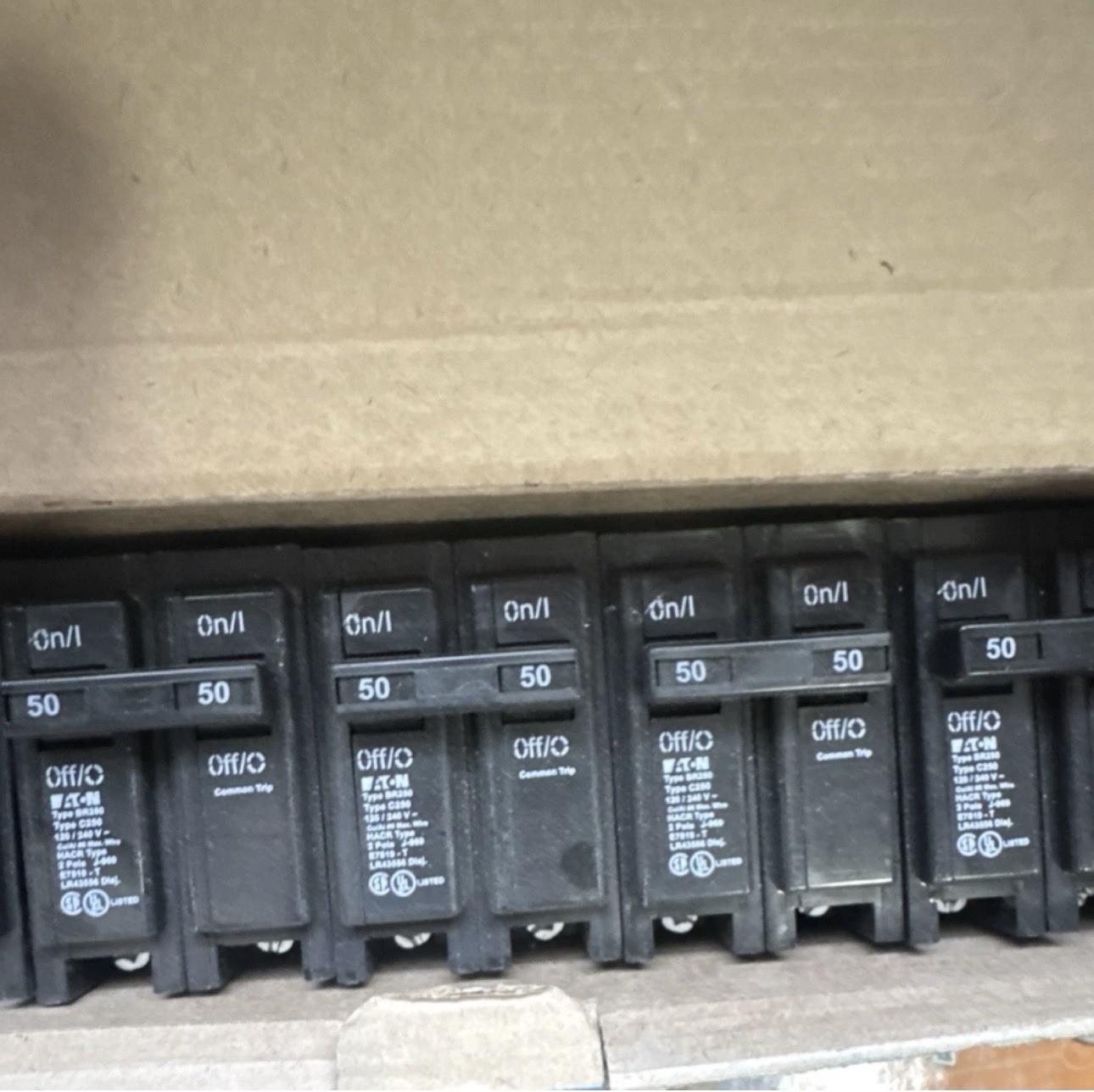 Eaton BR250 50 Amp 2-Pole Circuit Breaker Common Trip Plug-In/On Mount Pack of 5