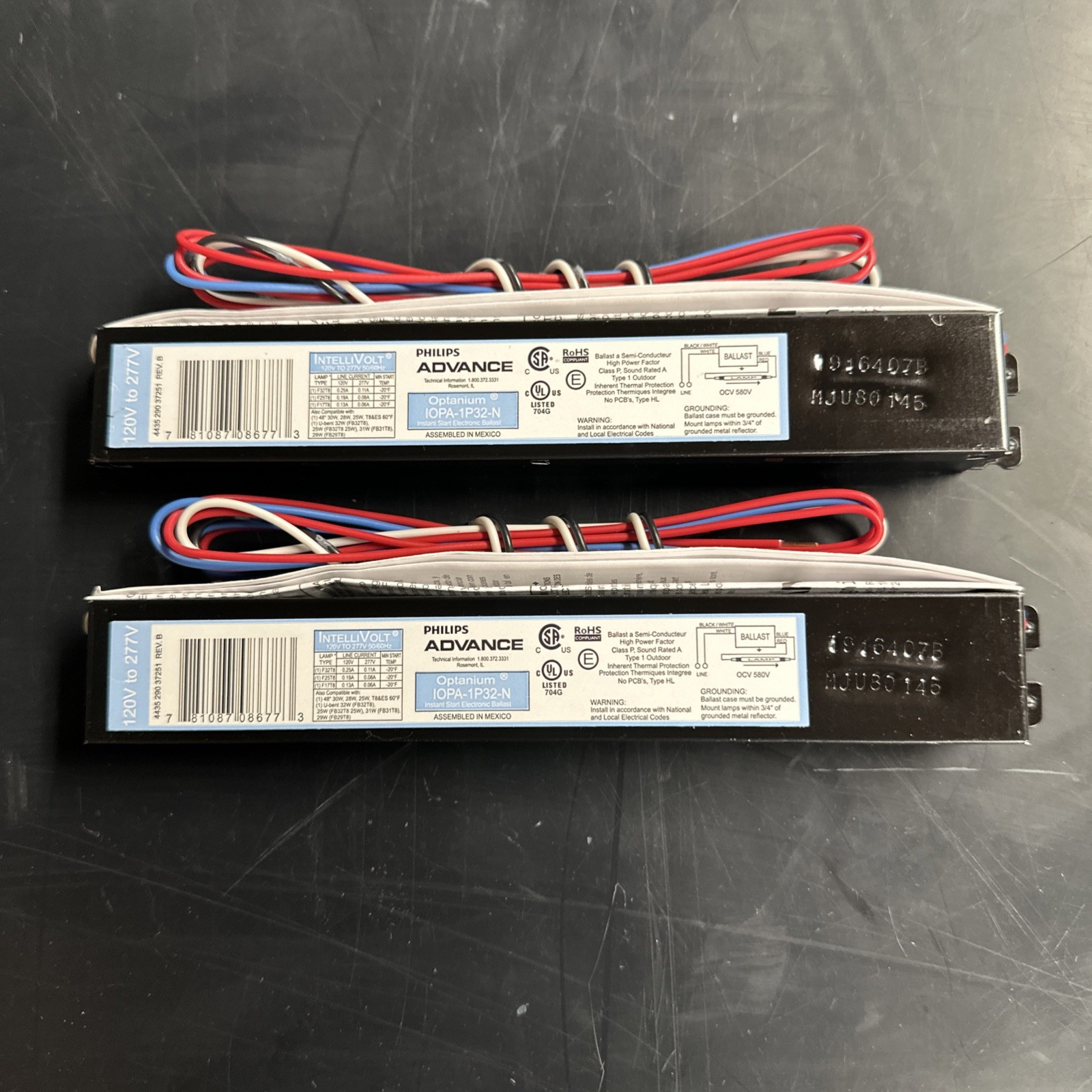 (2) Advance IOPA-1P32-N Philips Advance 32 Watts, 1 Lamps, Electronic Ballast