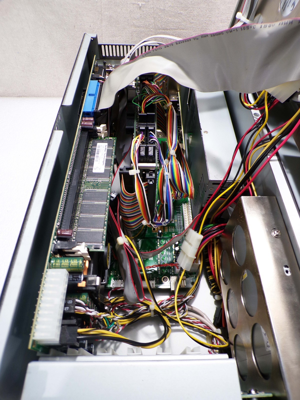 Rigaku TH-V8000-30AE-013 KE-162032-214845-1620-0 Computer Rigaku MFM65S2-RFFFAFA