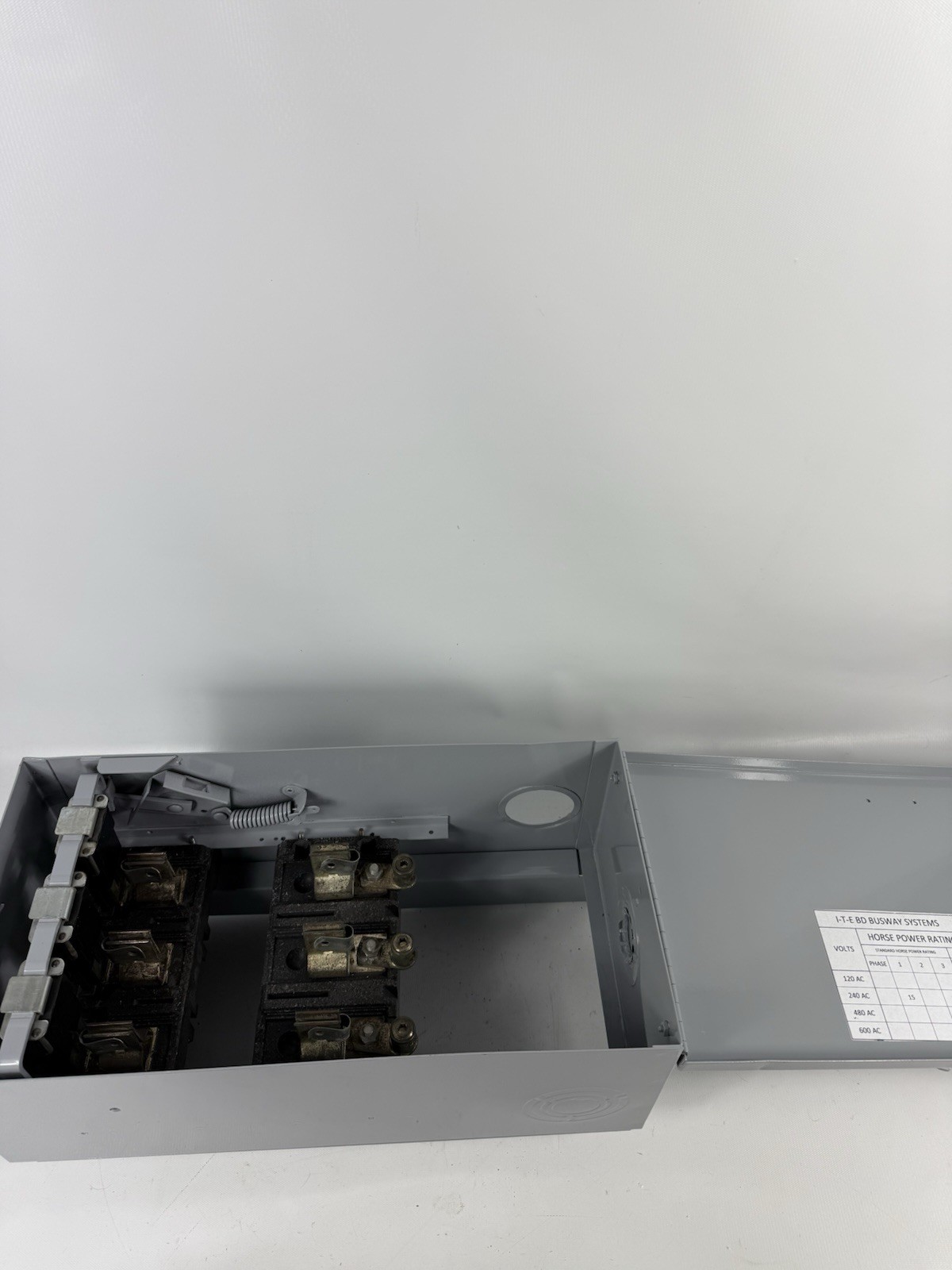 Siemens BOS14324, 200 AMP, 240 VOLT, 3P, 3W, FUSIBLE, BD Switch buss plug 200A