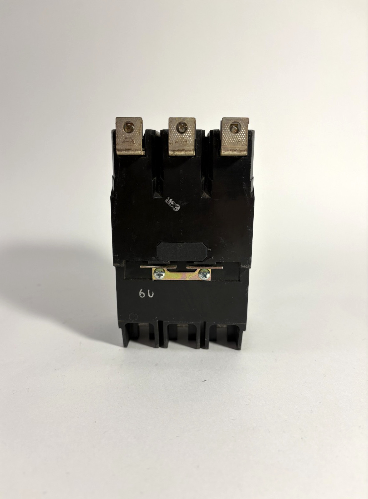 General Electric TEY360 Type TEY MO2 3 Pole 60A 480V Molded Case Circuit Breaker