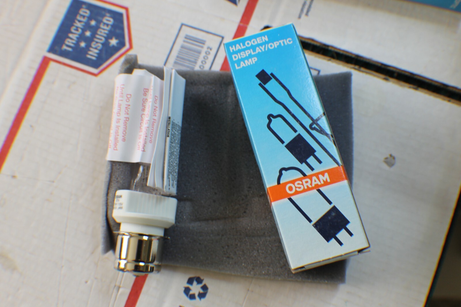 OSRAM 54365 BTH 575w 115v P28s Medium Prefocus Halogen Bulb