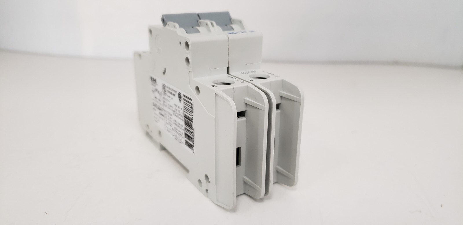 EATON WMZT2C05 (FAZ-C5-2-NA) CIRCUIT BREAKER, 2P, 5A, 480/277V, 10kA, TYPE C NIB