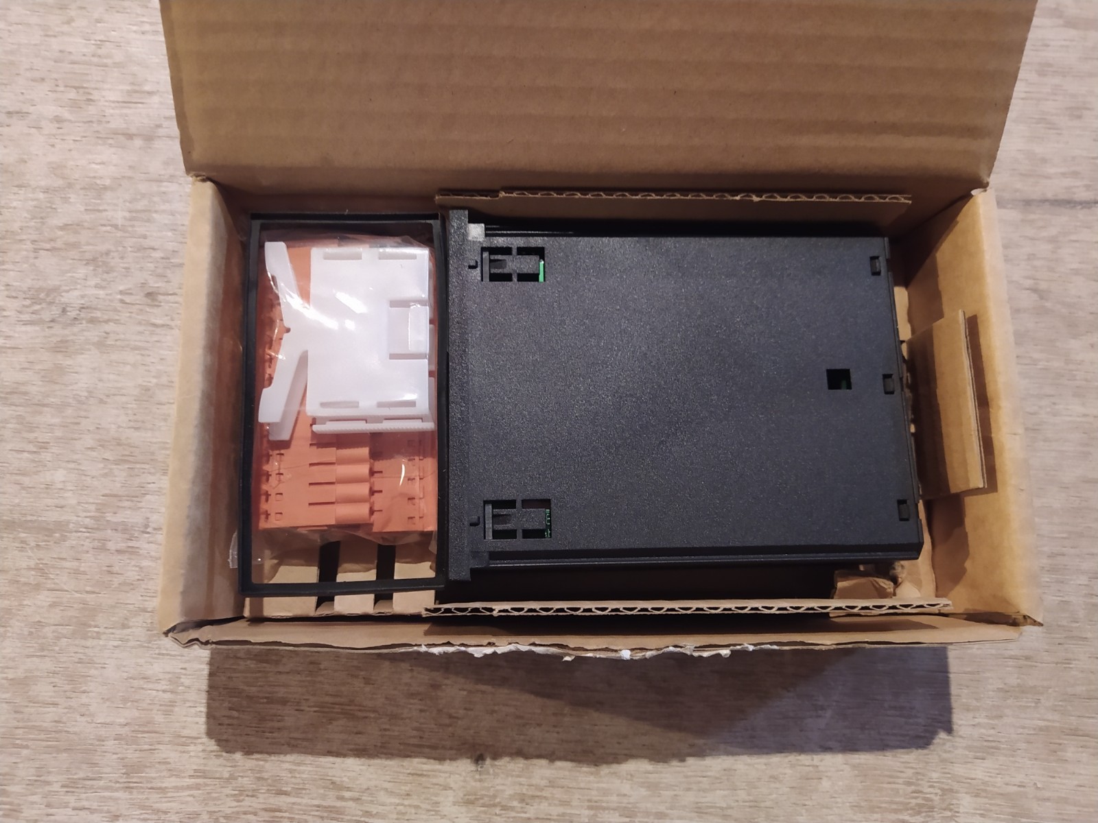 GOSSEN METRAWATT R2700 A1 B1 C1 F1 [NEW]