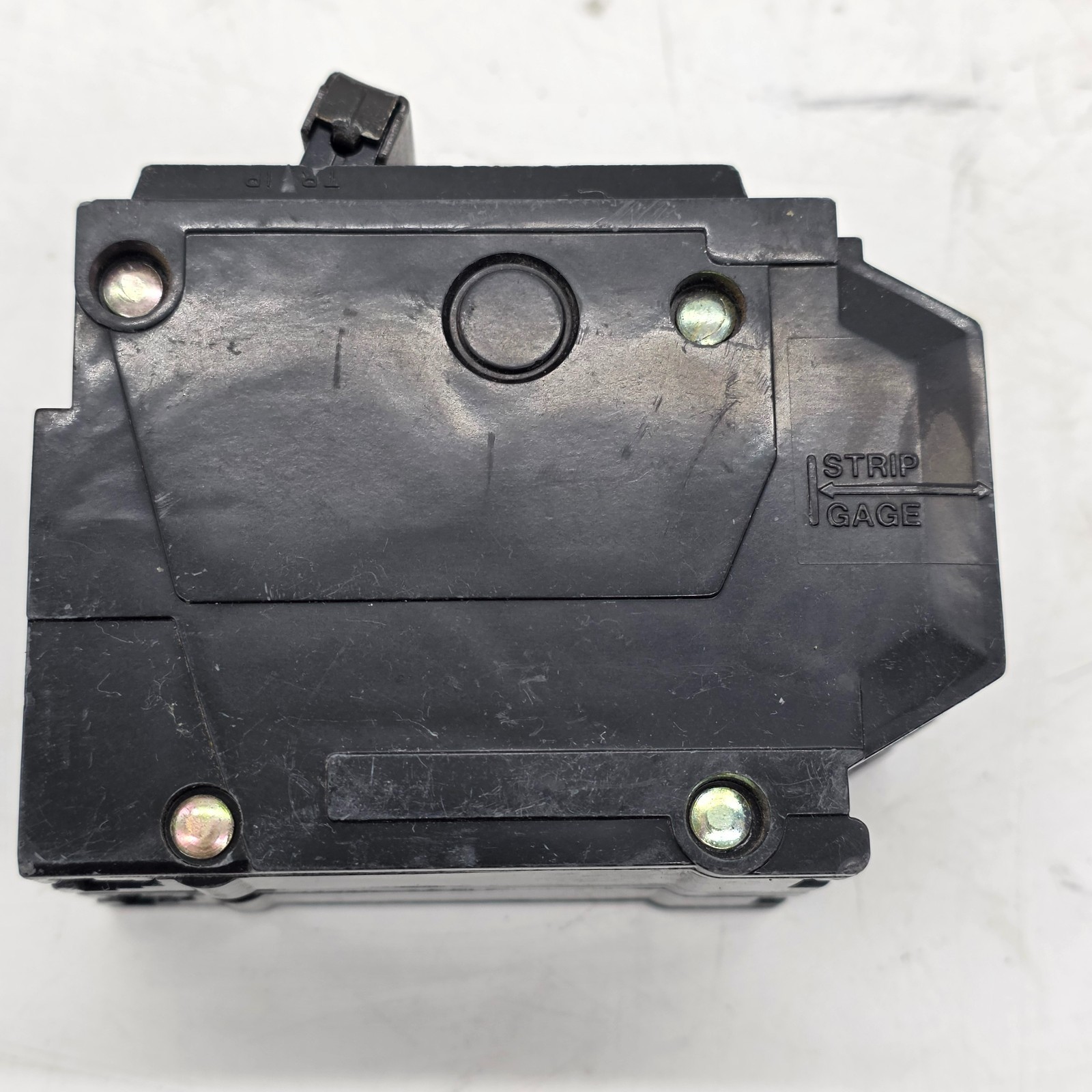 GE THQL2100 100 Amp 2-Pole Plug-In Circuit Breaker New Open Box