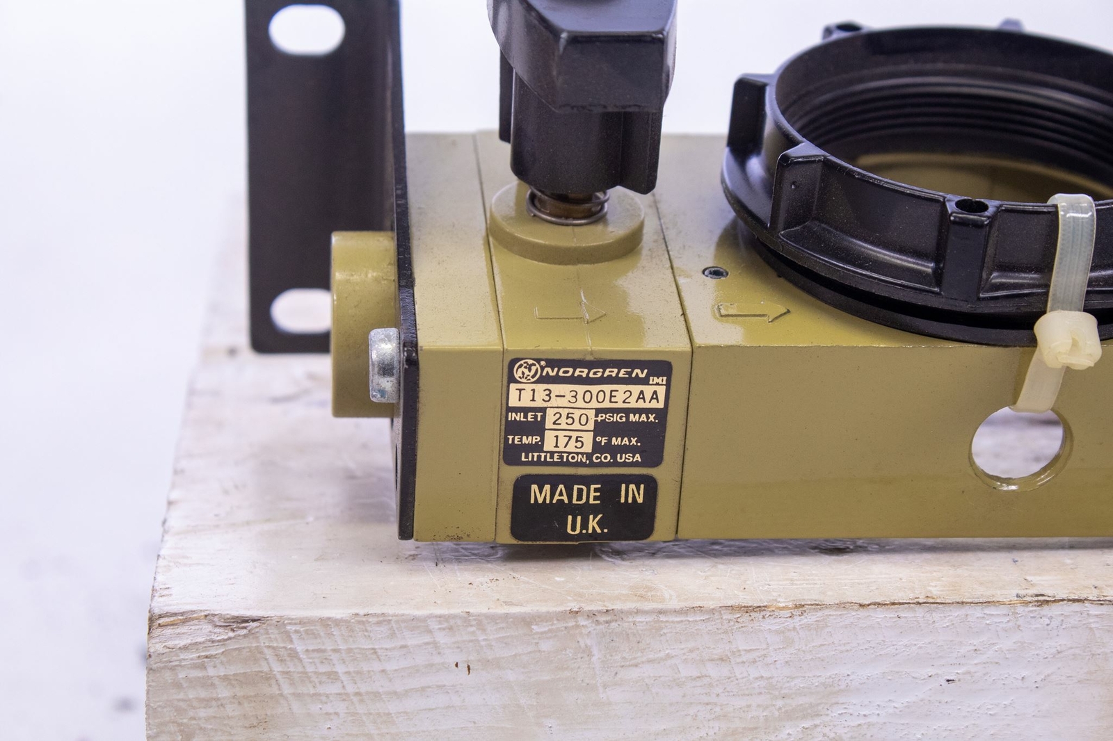 Norgren T13-300E2AA Yoke Assembly