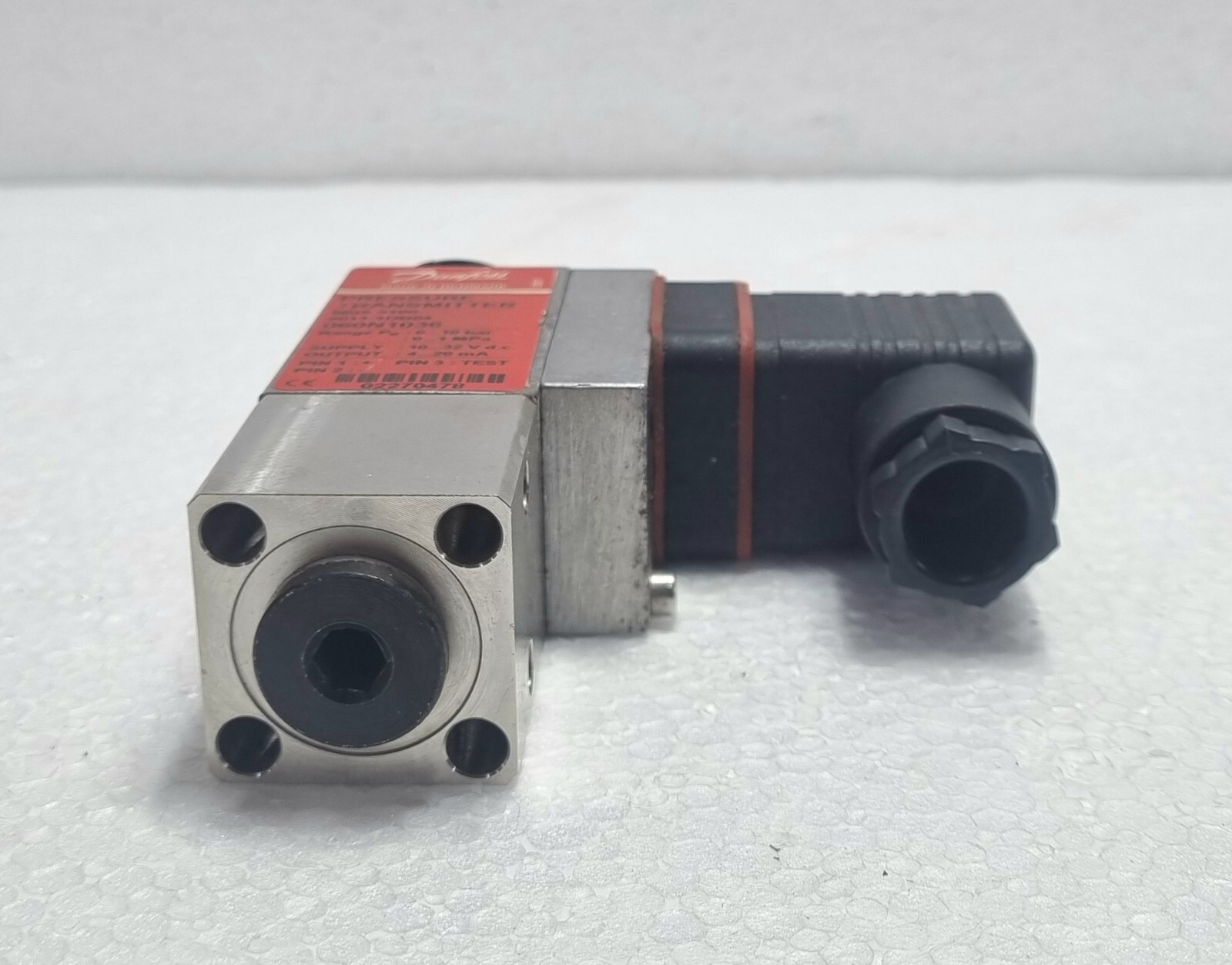 Danfoss Pressure Transmitter MBS 5100-2011-1DB04 0 to 10 Bar 060N1036