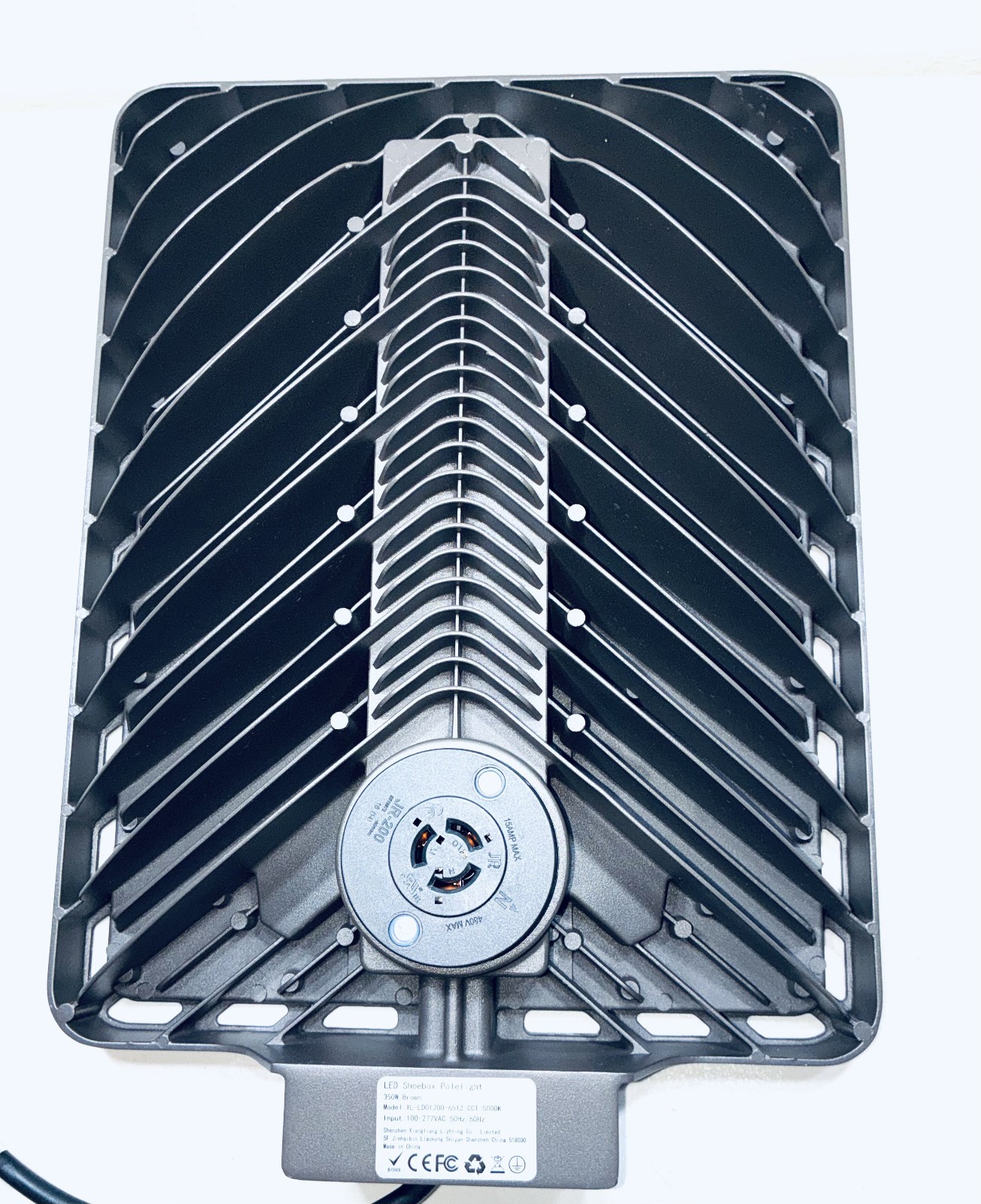 350W LED Parking Lot Light 52500LM Dusk to Dawn LED Shoebox Light 110-277V