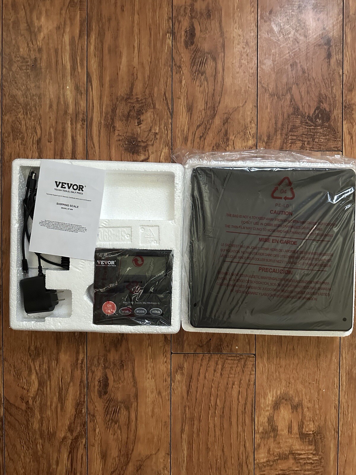 VEVOR SF-890 Shipping Scale with LCD (FTSYSCYXBDG10LC72)