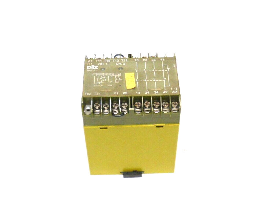 PILZ PNOZ1 24VDC 3S 1O SAFETY RELAY, 24VDC 3.5W, 475695