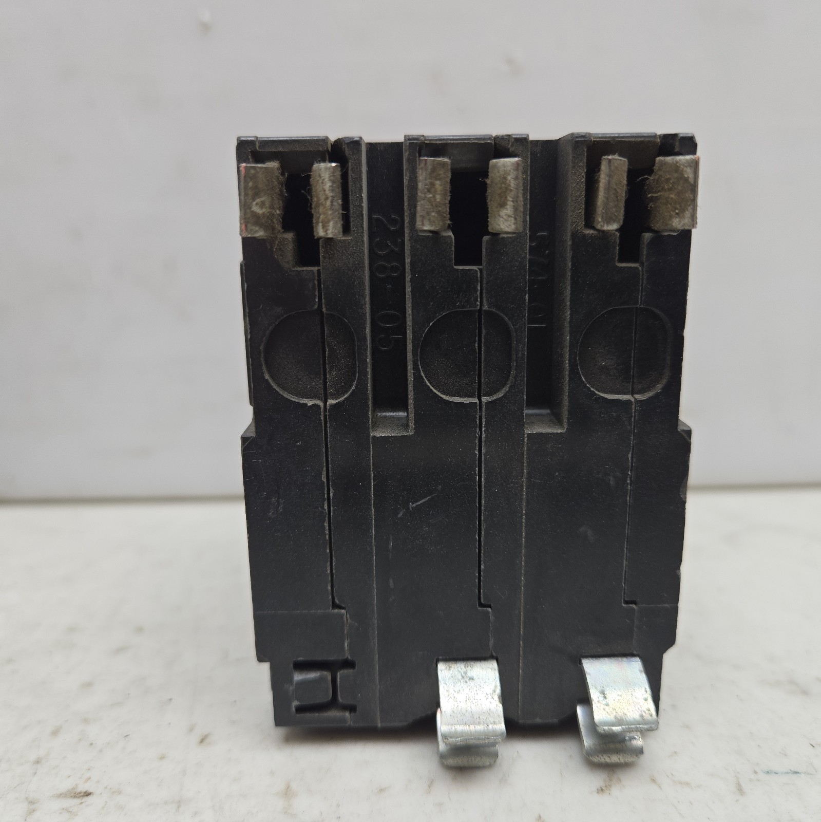 Mixed Lot of 3 Pole Circuit Breakers 100A 60A 30A Square D Ge See Pictures
