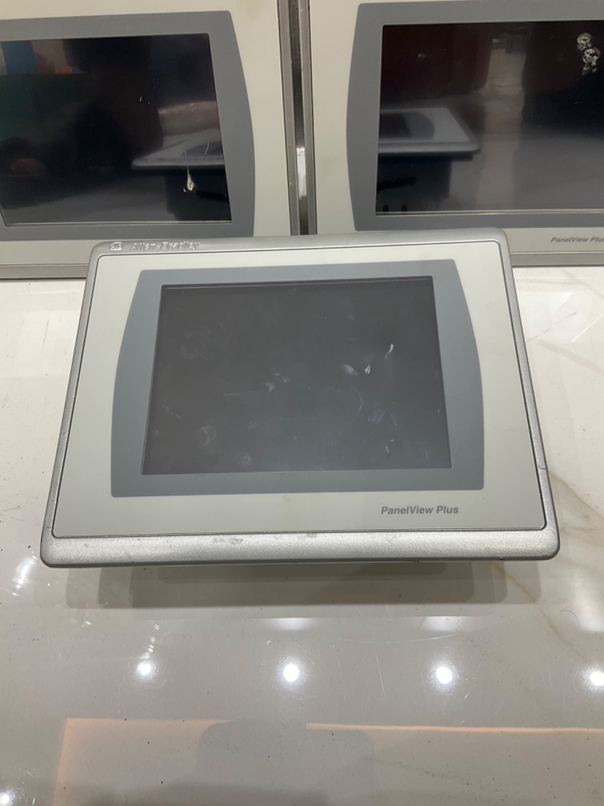 ALLEN BRADLEY 2711P-T7C22D9P SER B PANEL VIEW PLUS 7 GRAPHIC TERMINAL INTERFACE