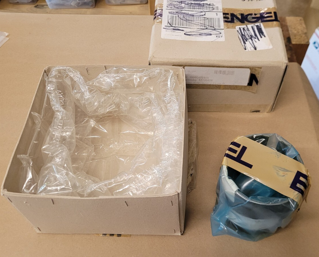 Engel 04000-1277 Bushing 18000423959 100mm OD x 100mm Long