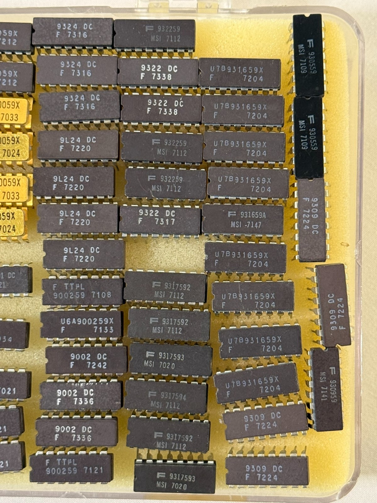 Vintage Fairchild MSI TTL IC Chip Lot Gold Ceramic & DIP Logic ICs w/ Storage