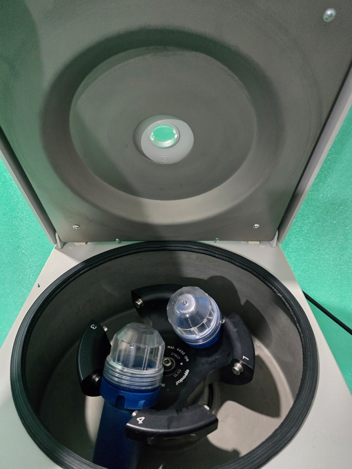 EmCyte PRP Laboratory Centrifuge Executive Series II 240V