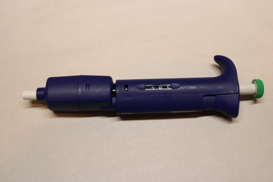 Fisherbrand Finnpipette II 21-377-244 Variable Volume Pipette 1-5 mL NEW #A