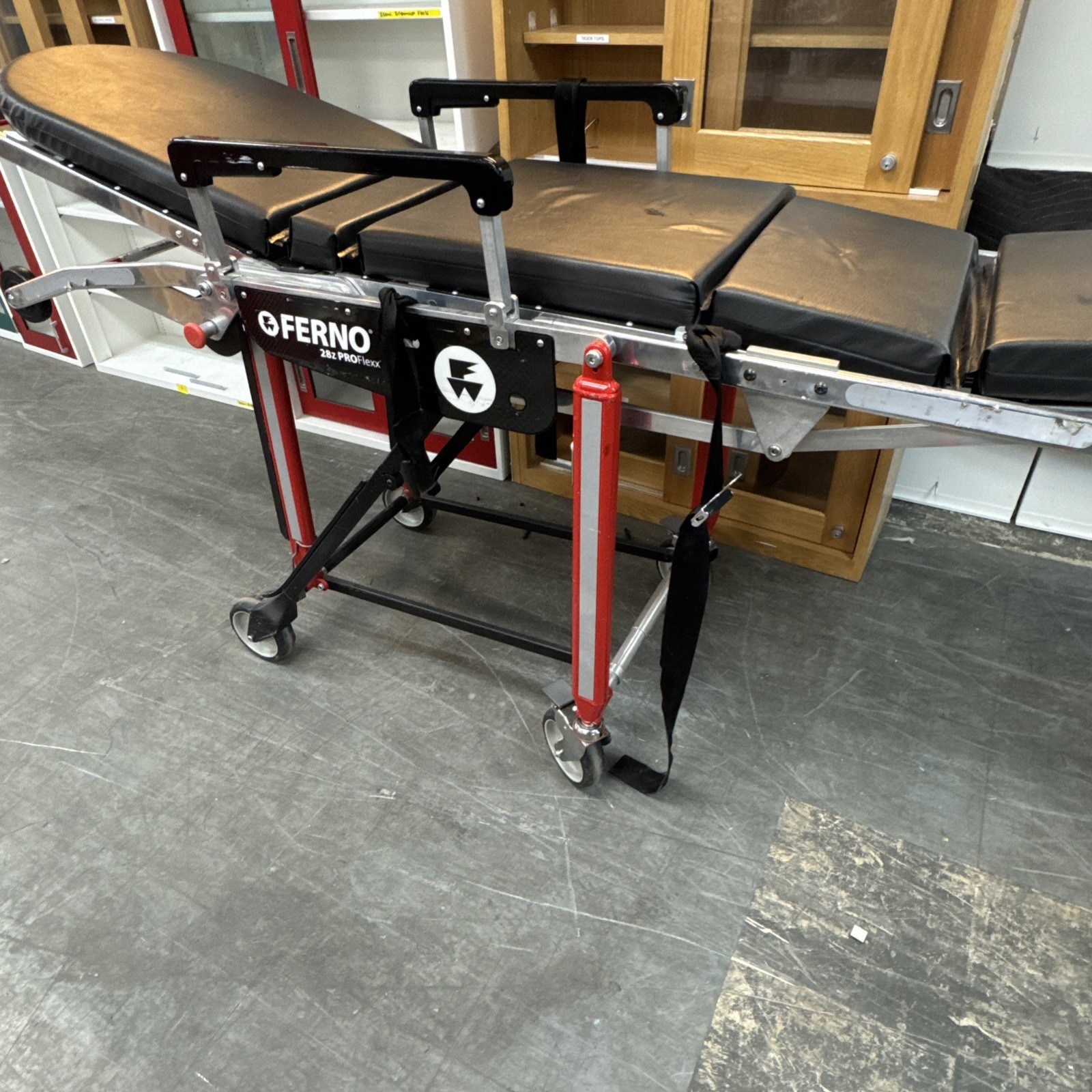 FERNO 28Z PRO FLEXX AMBULANCE STRETCHER W/MATTRESS #2