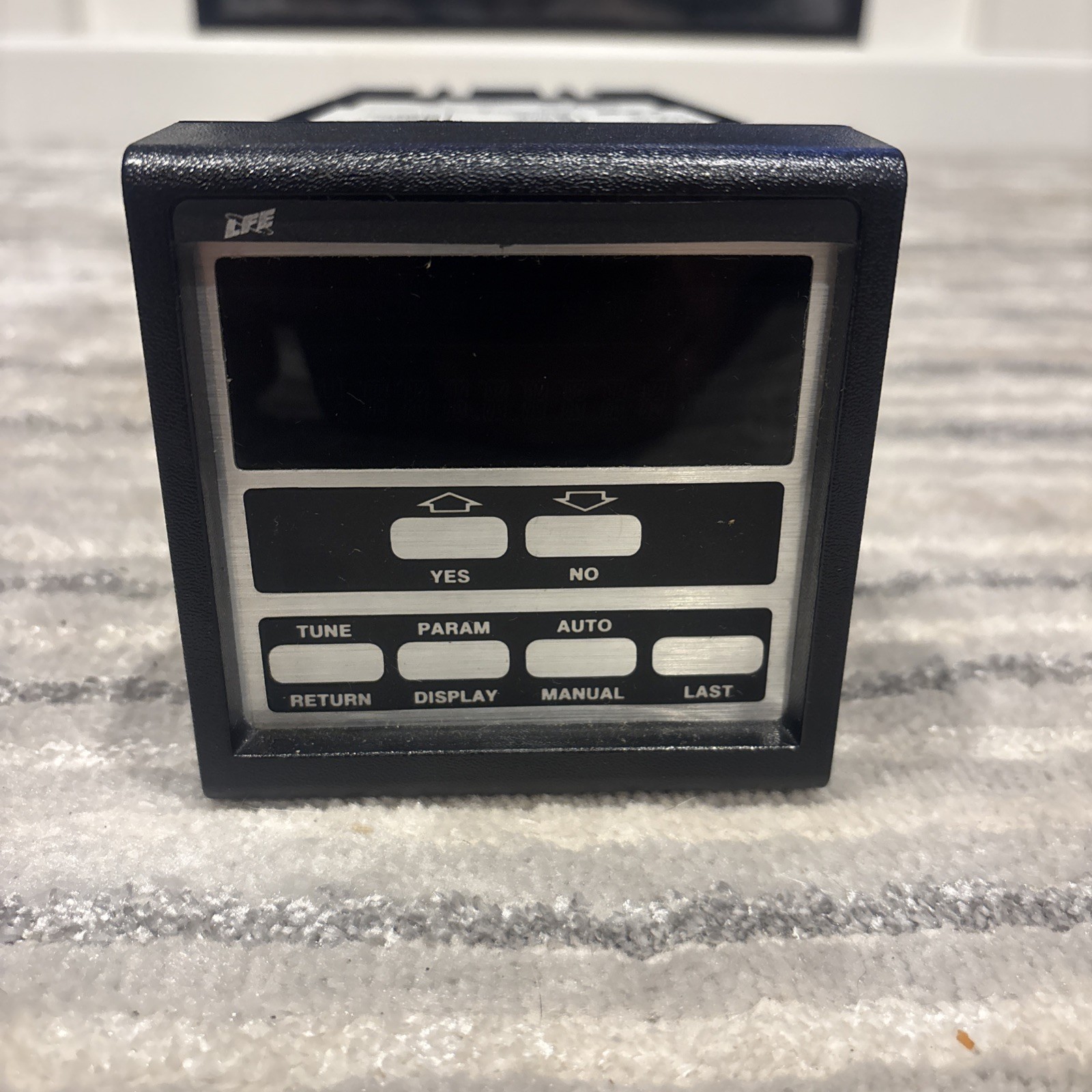 LFE 2002 Mini PuP Temp Controller 120VAC DC 4-20mA Output