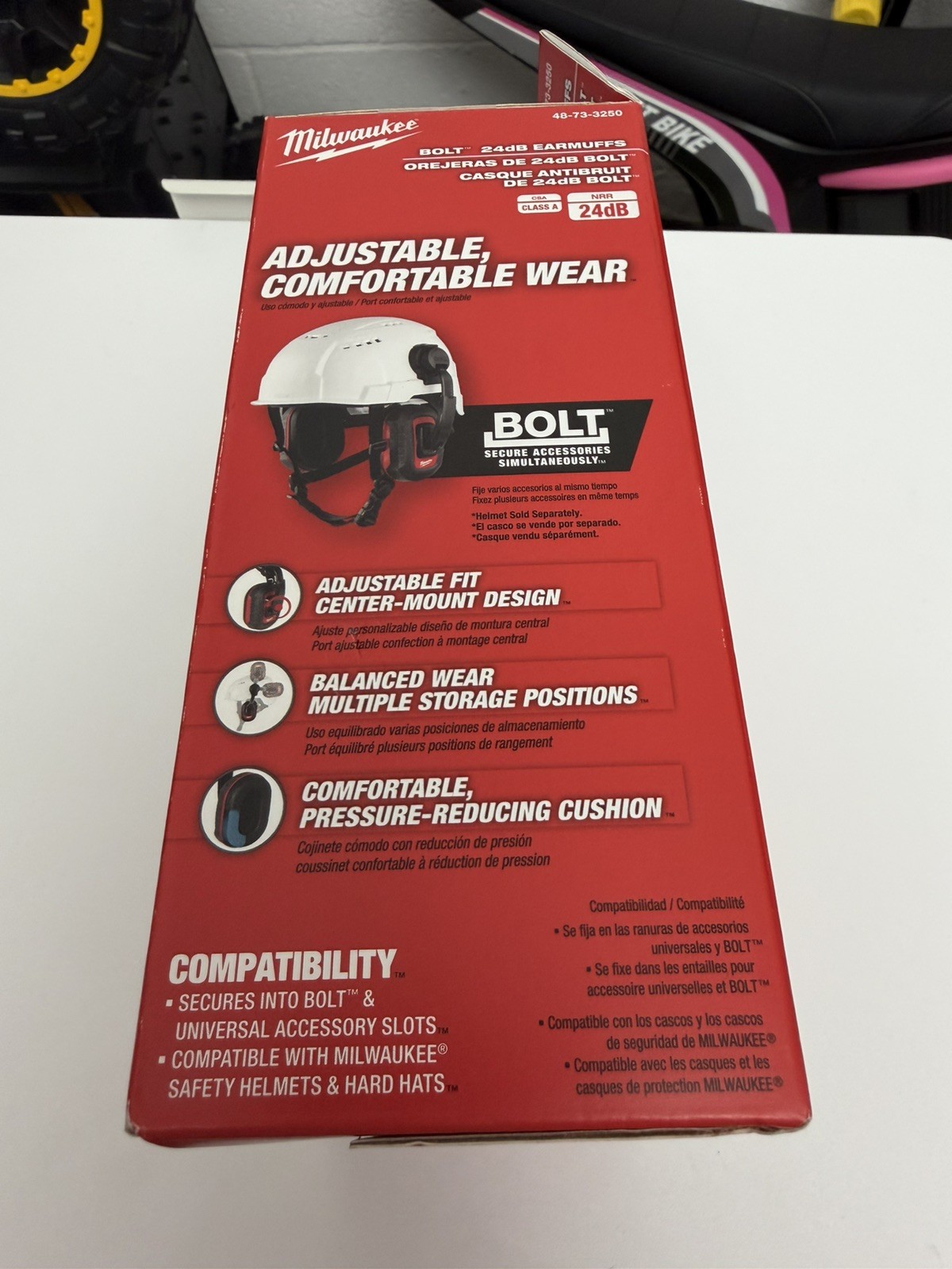 Milwaukee 48-73-3250 BOLT 24dB Earmuffs, Use with Safety Helmets and Hard Hats.