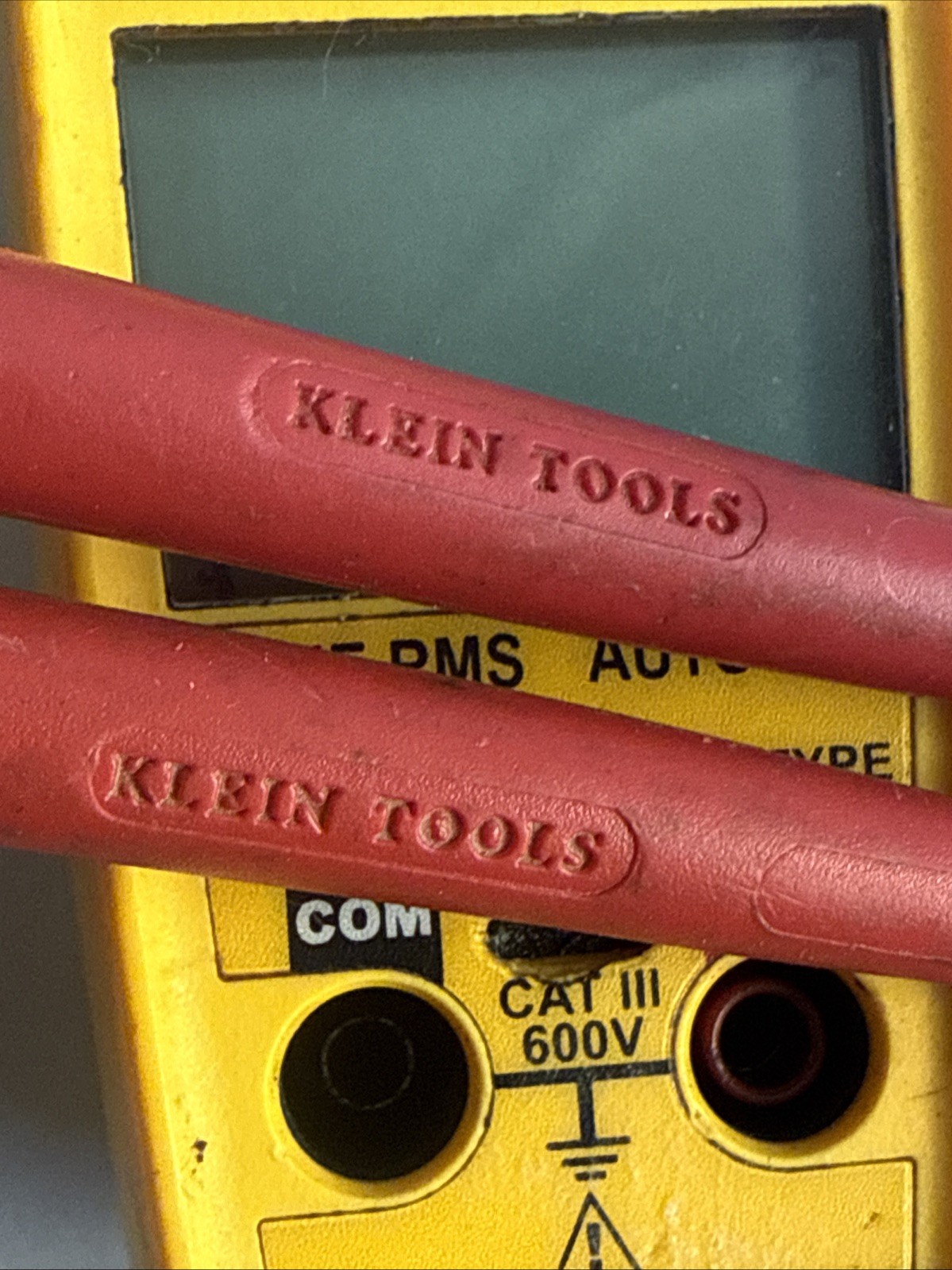 Fieldpiece SC54 TRUE RMS Clamp meter 600V 400A CAT III Temp Type K Works Leads
