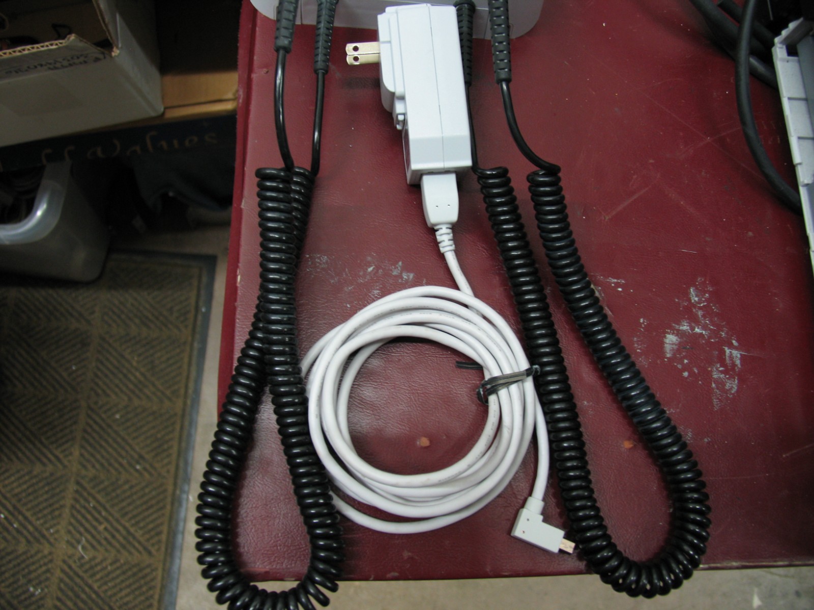 WELCH ALLYN GS 777 WALL TRANSFORMER WITH OTOSCOPE OPTHMALMOSCOPE & POWER SUPPLY