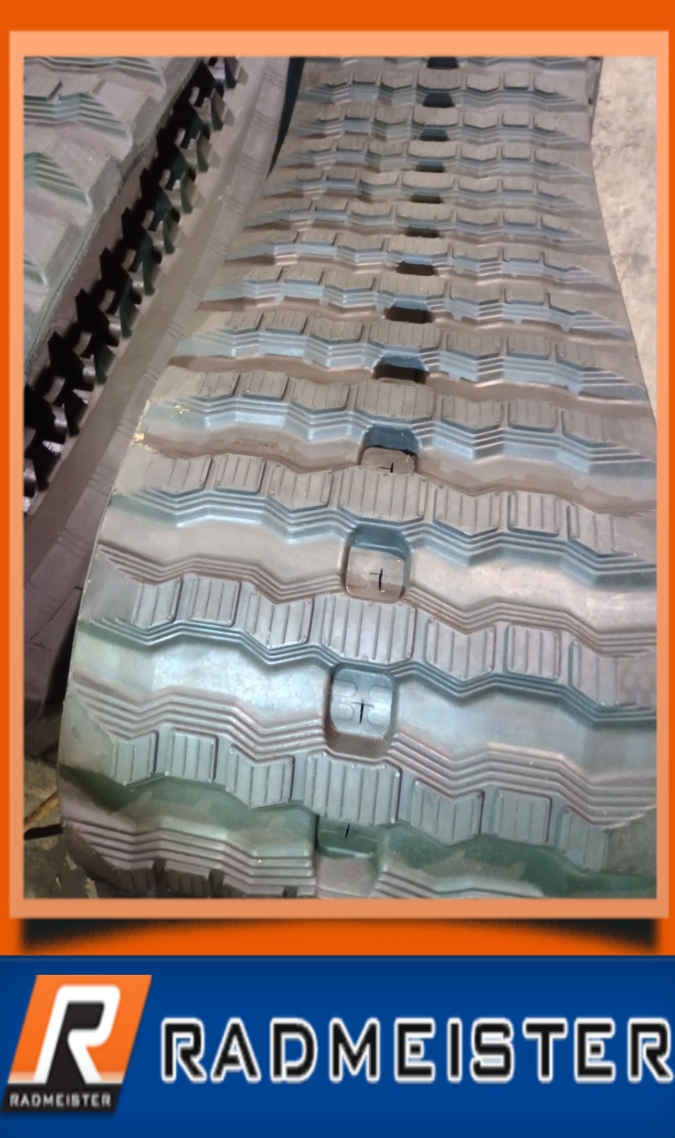 CAT 289D Rubber Track 450x86x56 Zig Zag Pattern