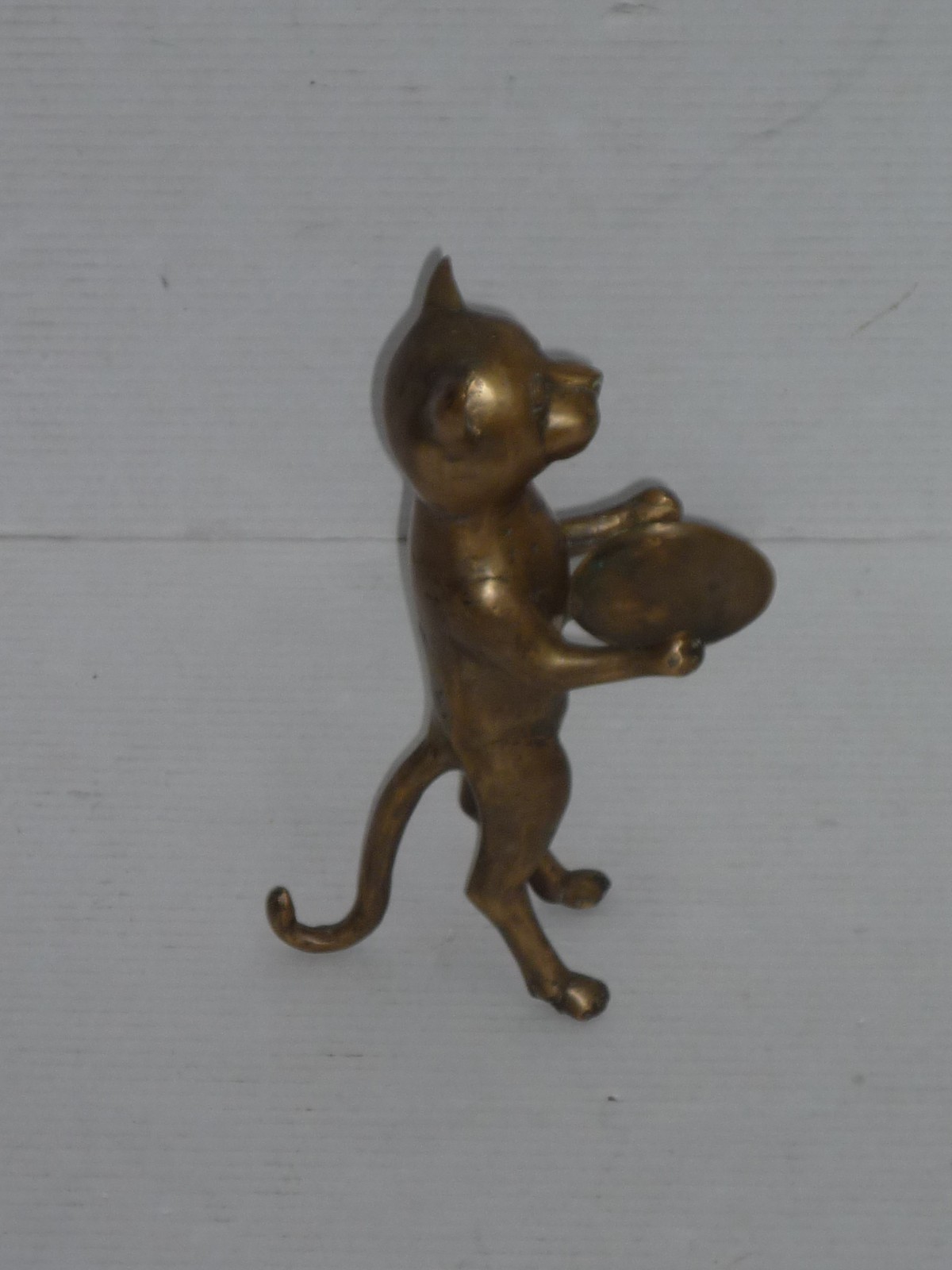 VINTAGE SOLID BRASS STANDING CAT BUSINESS CARD HOLDER 11″ TALL NEAT