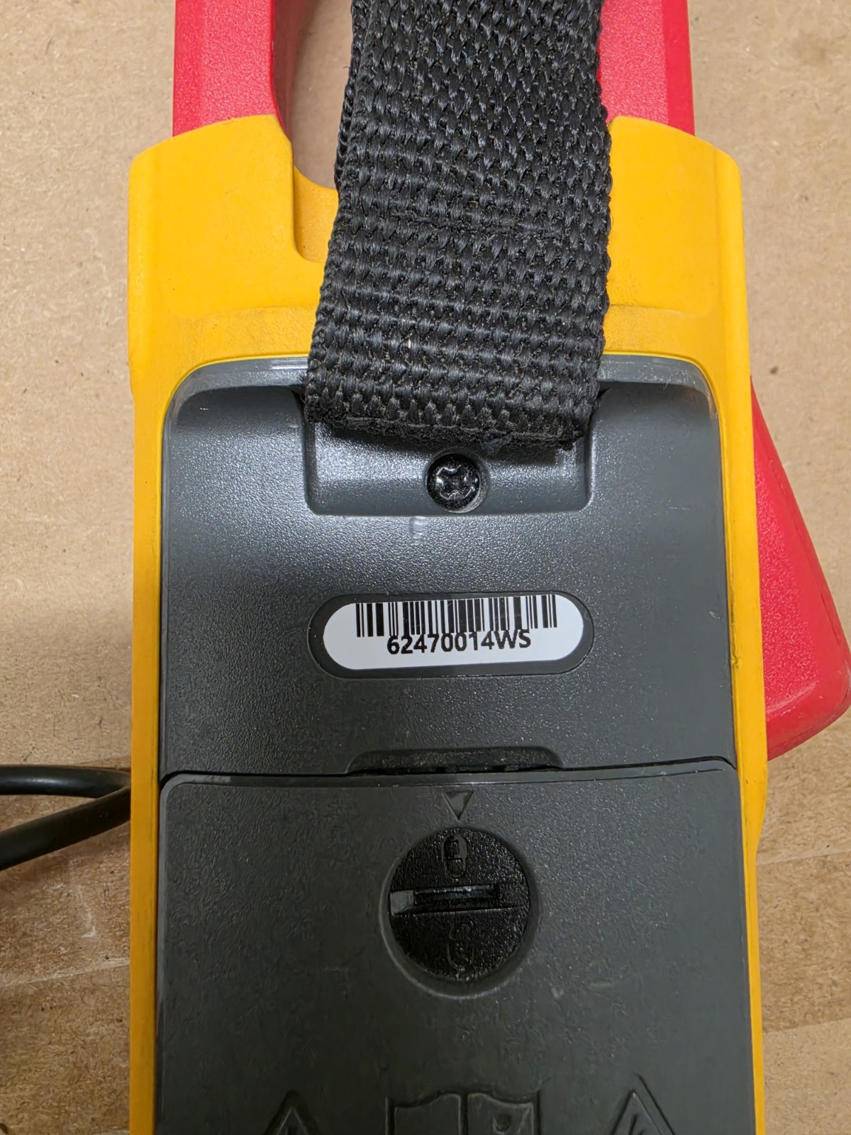 Fluke 393 FC CAT III 1500V TRMS Wireless Clamp Meter with iFlex, IP54-Rated