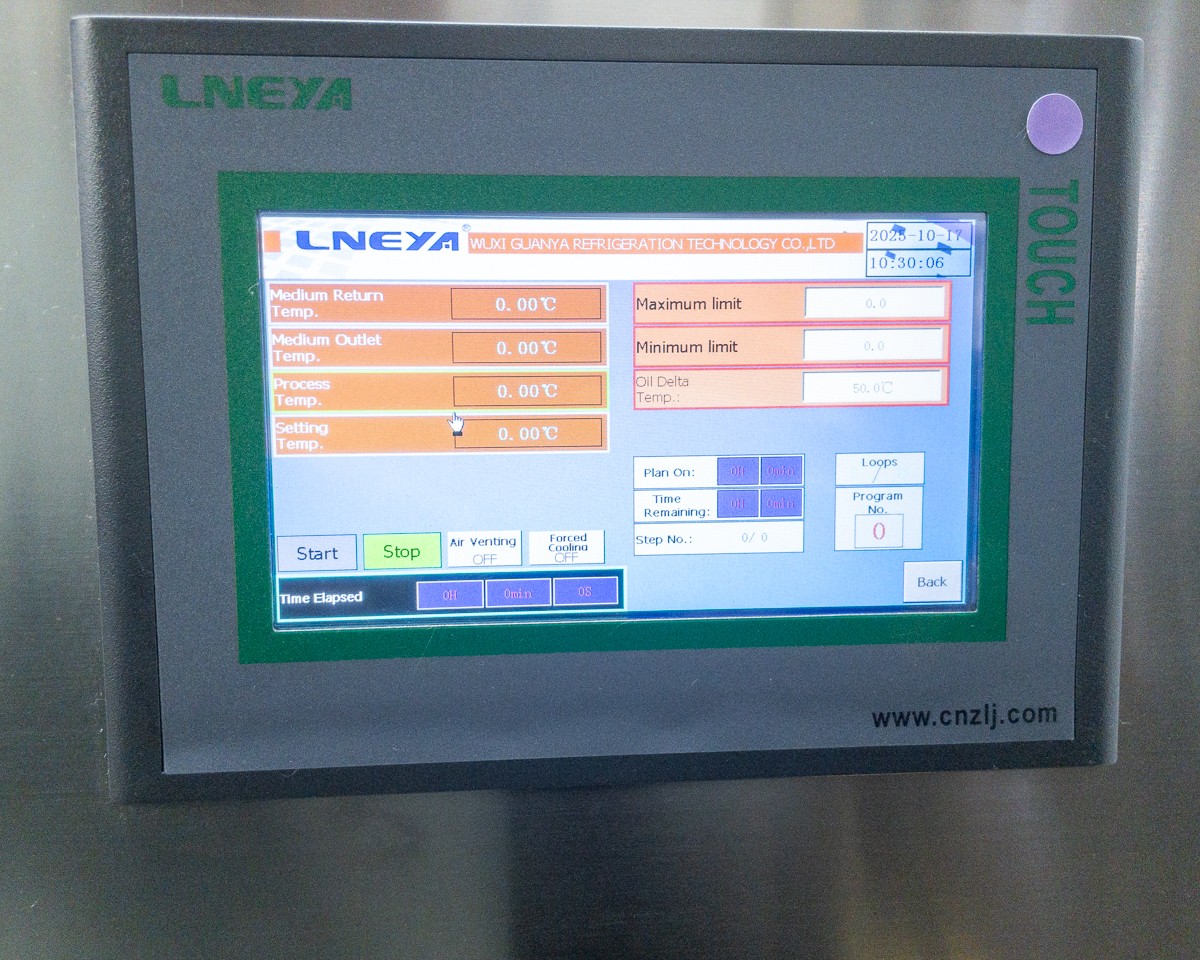 Lneya Sundi-1A15 Cooling Heating Chiller -10°C to 200°C 20kW 208V 3-Phase R404A