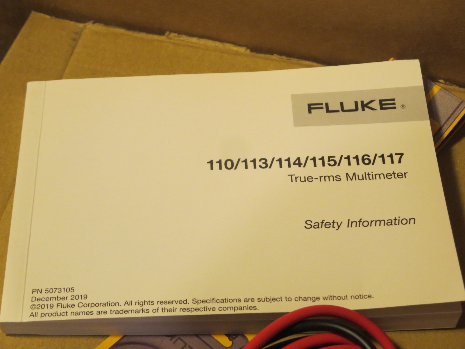 Fluke 115 Multimeter new with leads and Manual