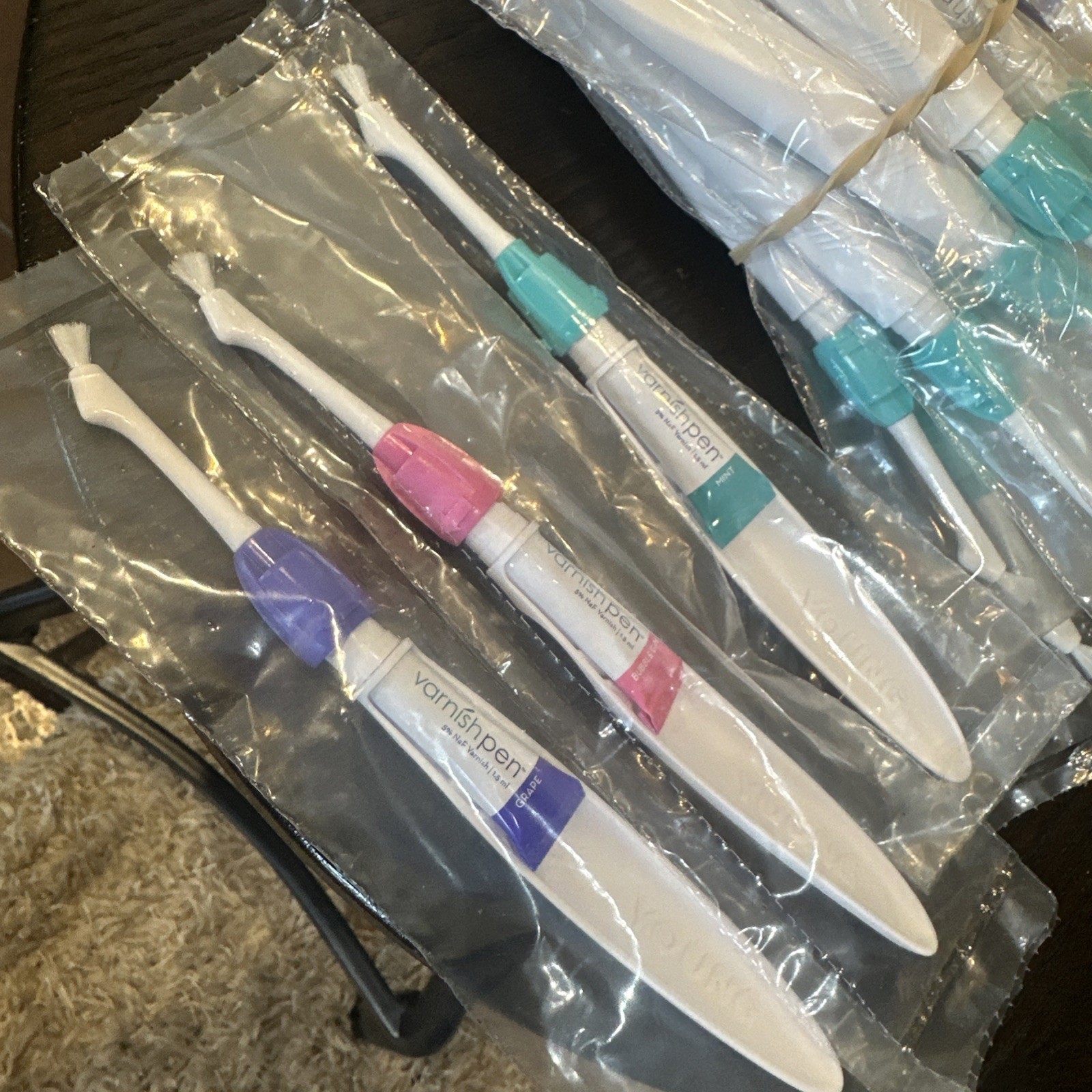 Young Dental 295782 Varnish Pen Assorted 40/Pk 1.5mL Bubble Gum, Grape, Mint