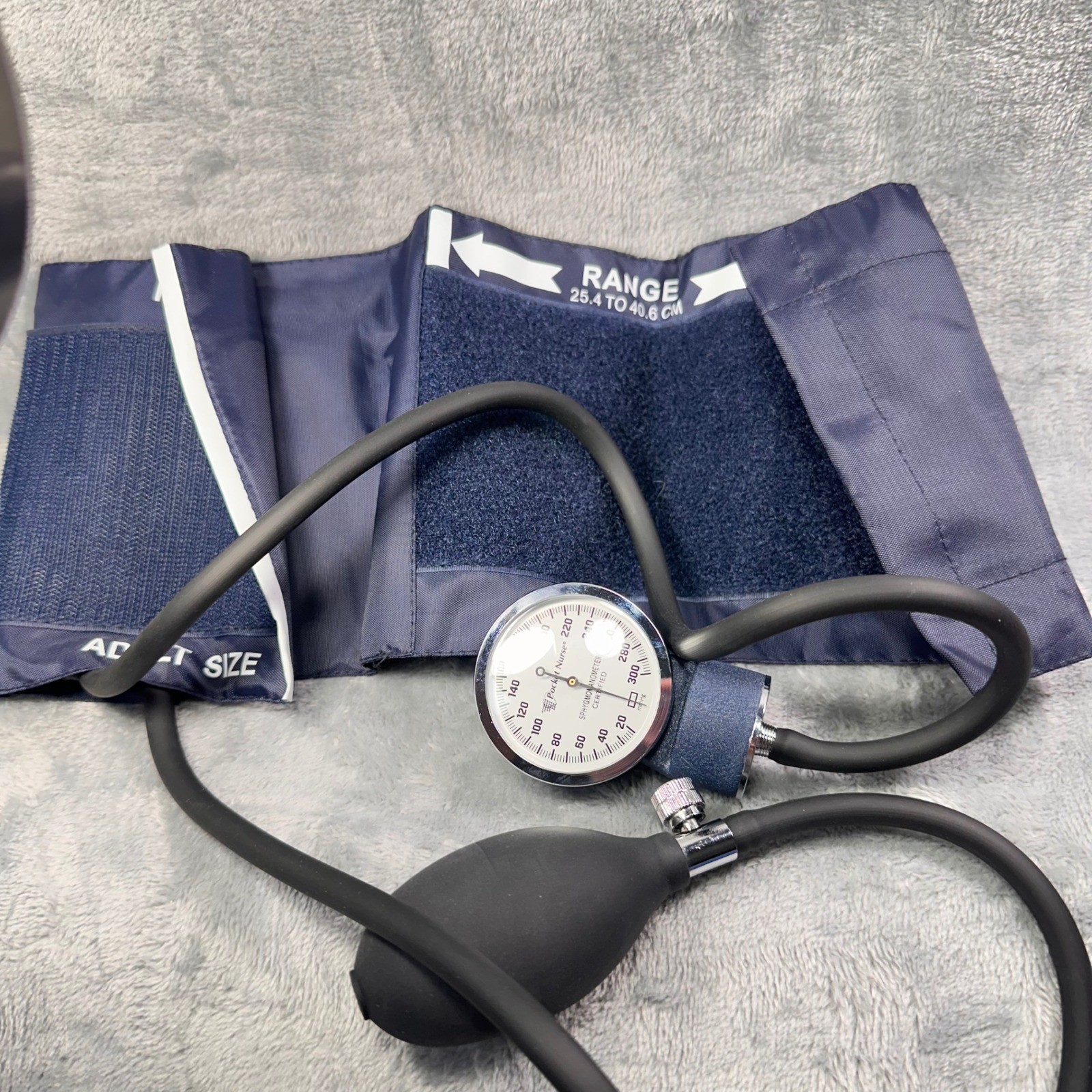 Pocket Nurse Manual BP Cuff Adult Size Aneroid Sphygmomanometer Works