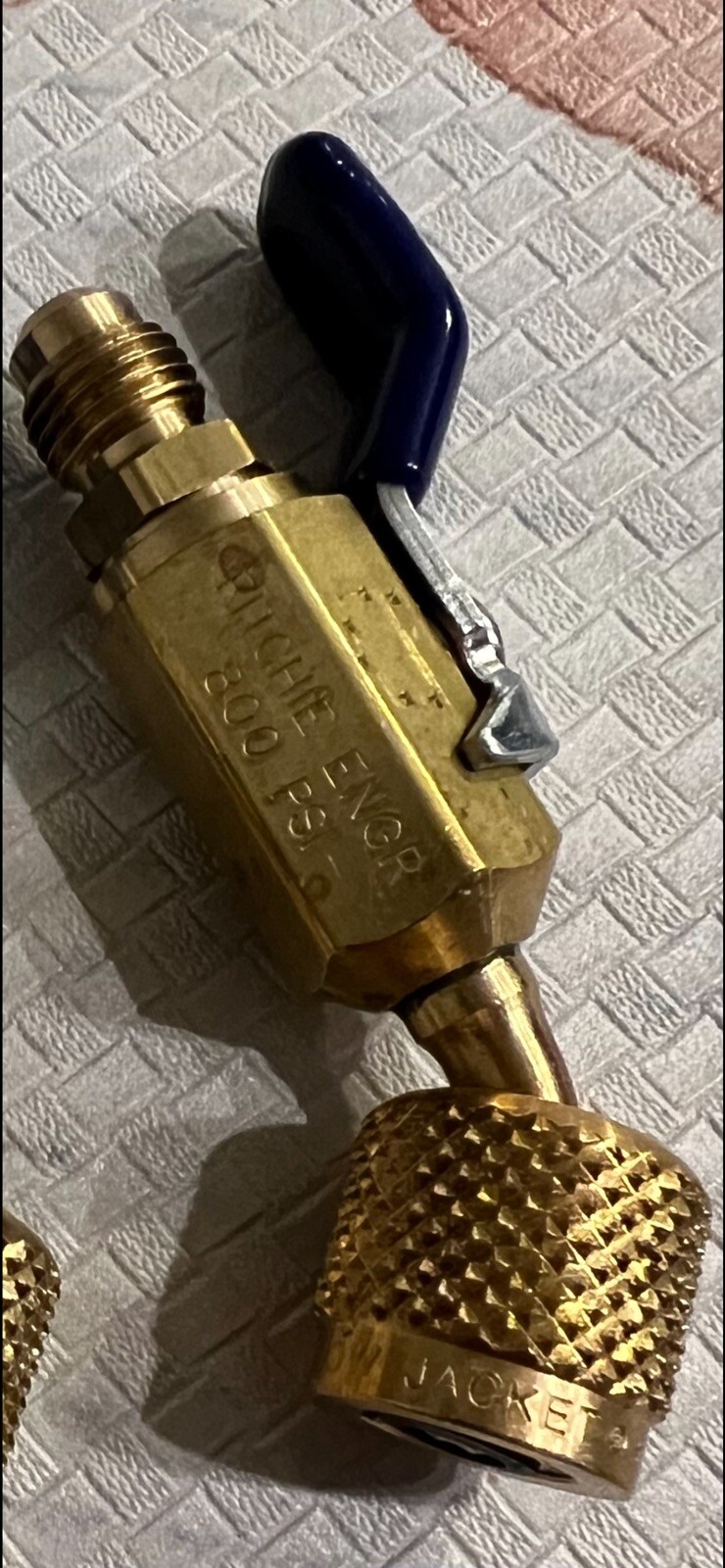 YELLOW JACKET 93843 1/4 Inch Ball Valve For Refrigeration. Very Good Condition