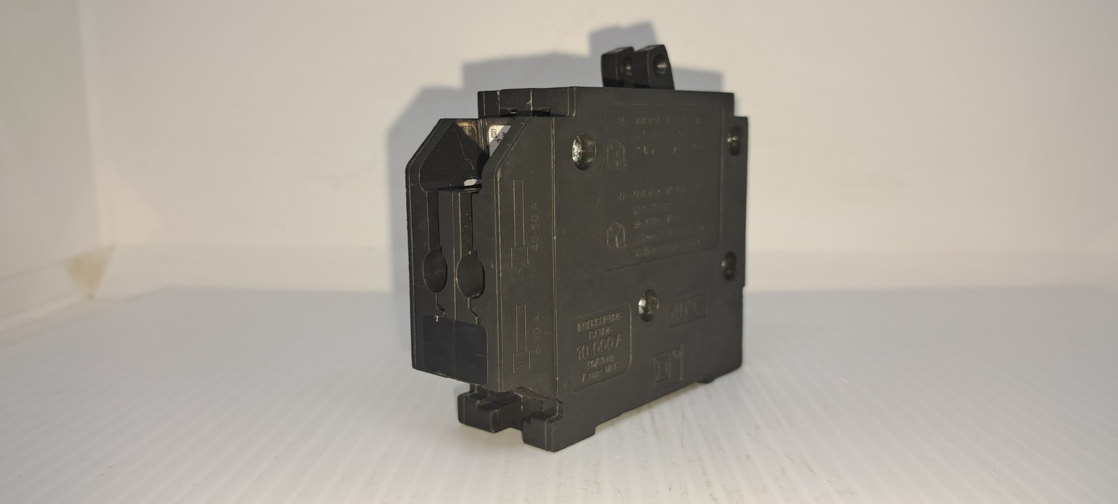 Square D HOMT1515 Homeline 2-15 Amp Single Pole Tandem Circuit Breaker