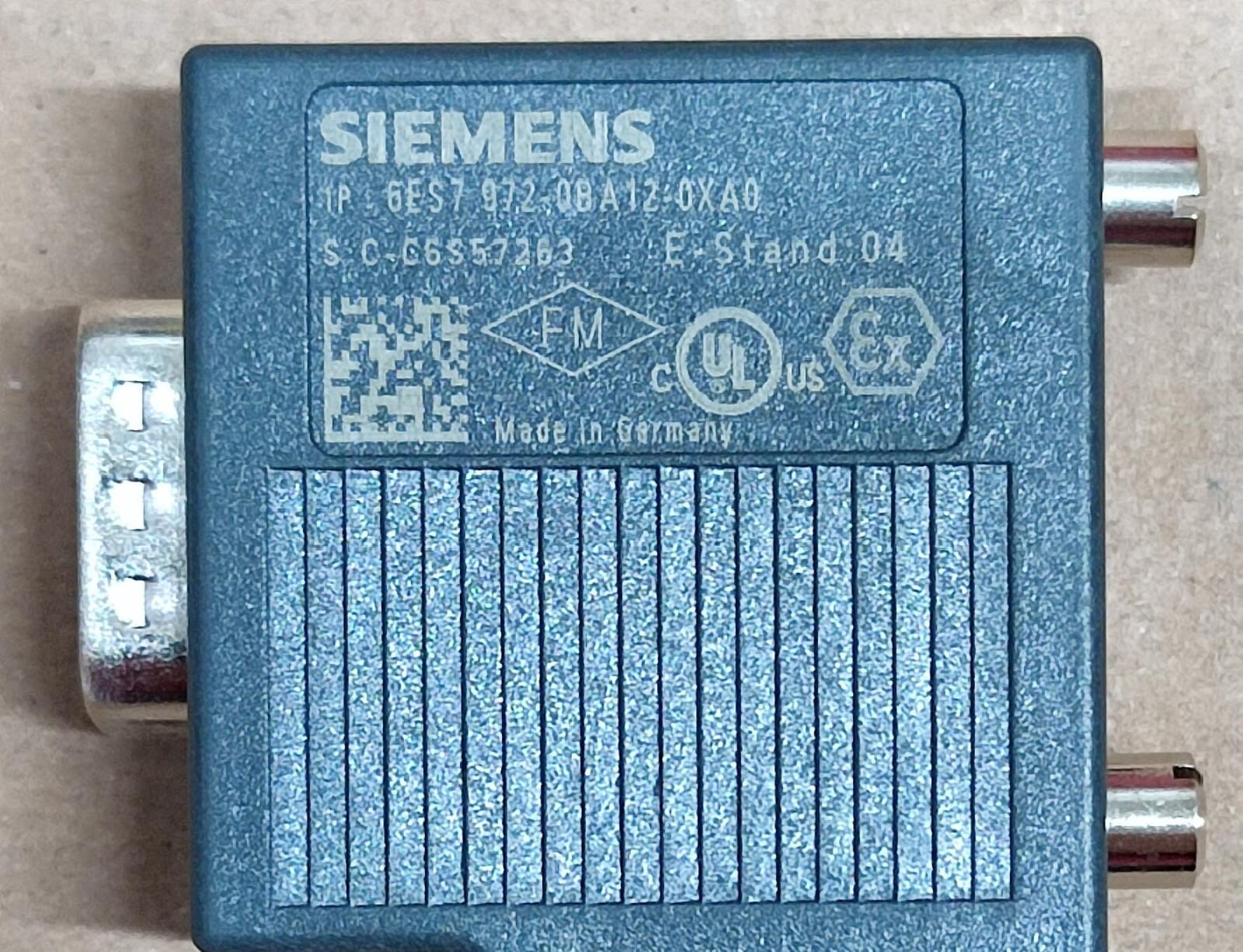 LOT OF 4 6ES7 972-0BA12-0XA0 SIEMENS PROFIBUS DP BUS CONNECTOR 6ES7972-0BA12-0X