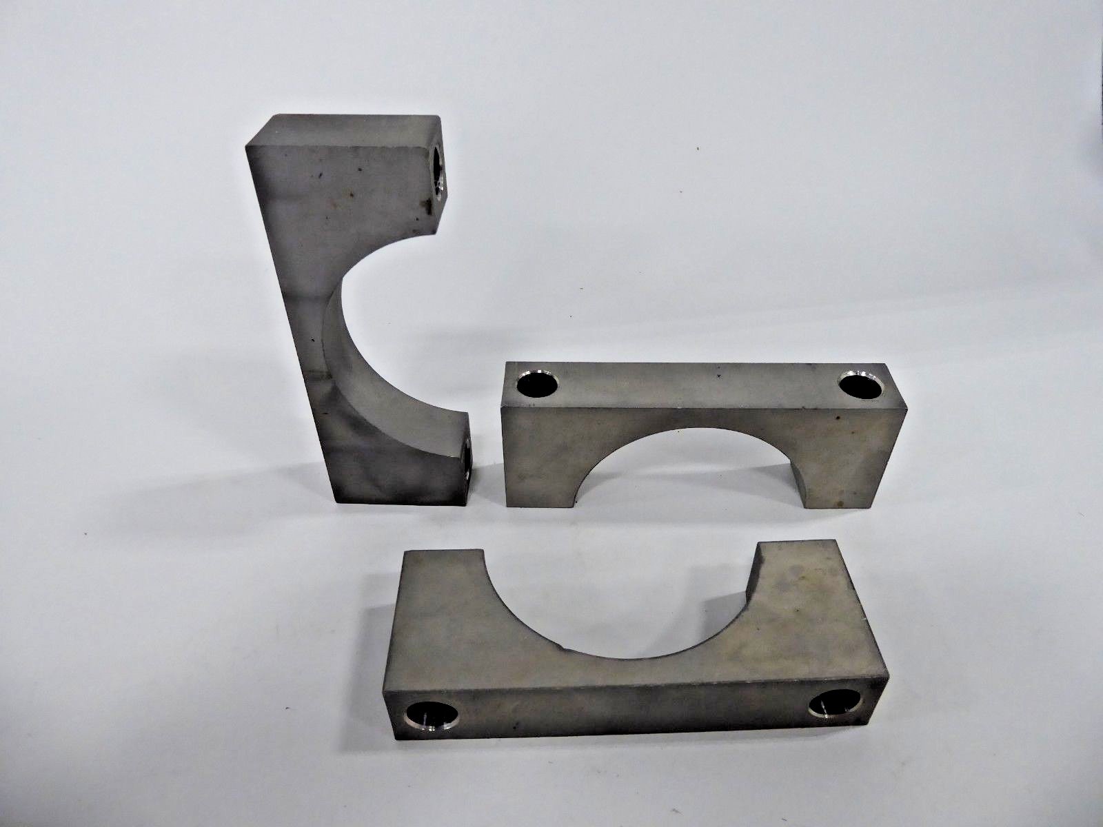 Krones 1-745-11-104-0 Clamp Half 20.0 x 40.0 L=110.0 (Pack of 3)