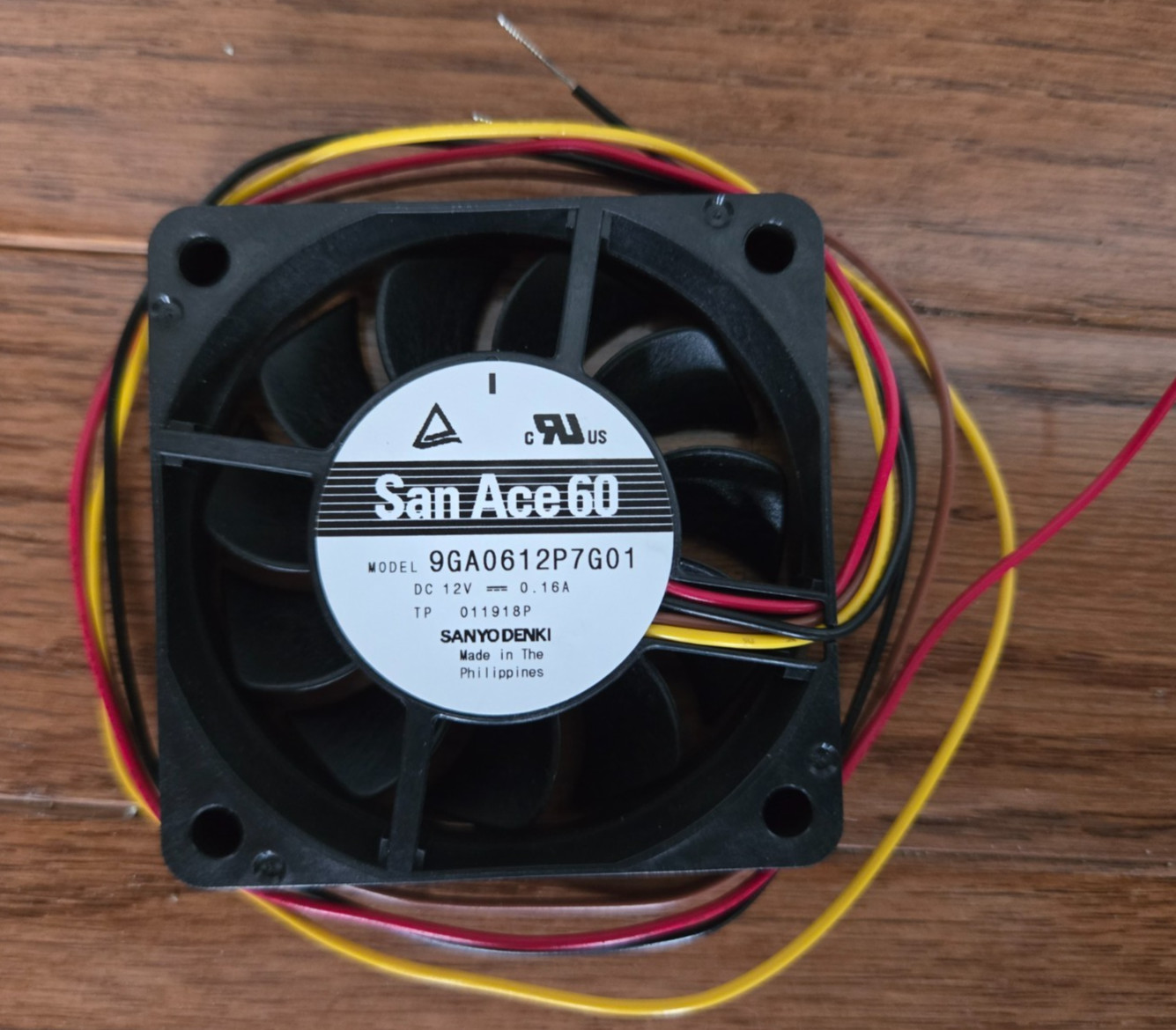 1PC Sanyo Denki Fan Tubeaxial 12VDC Square 60mm L x 60mm H Ball 24.0 CFM 4-wire