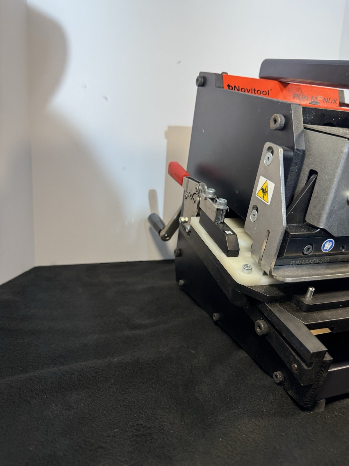 Flexco Novitool – PUN-M-NDX-200MM Mobile Finger Punch Flexco – 09663