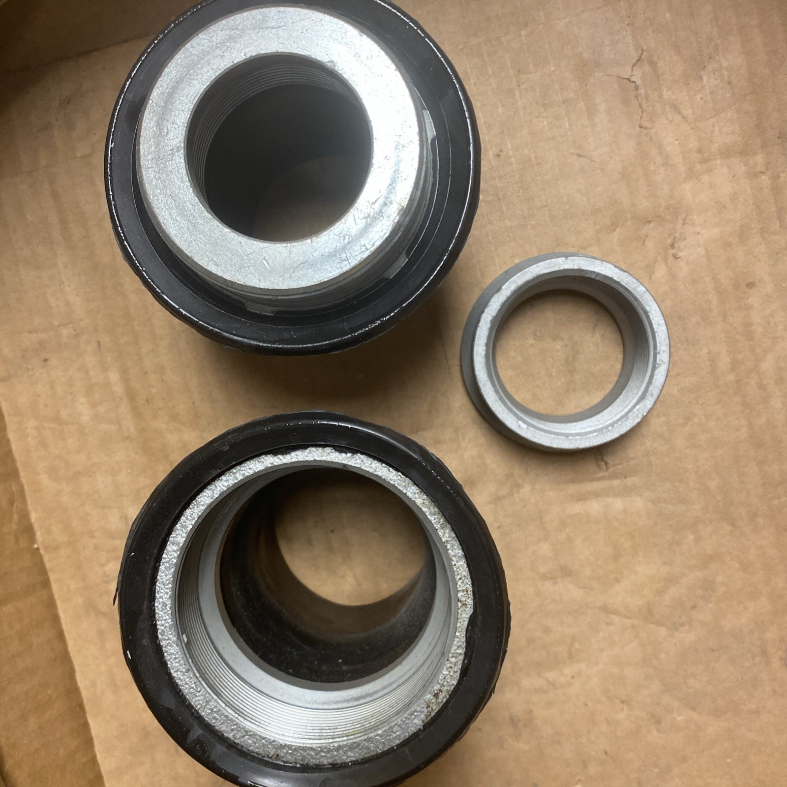 Thomas & Betts, Ocal, UNF605-G, UNY605-G, Female & male Union, PVC Coated,