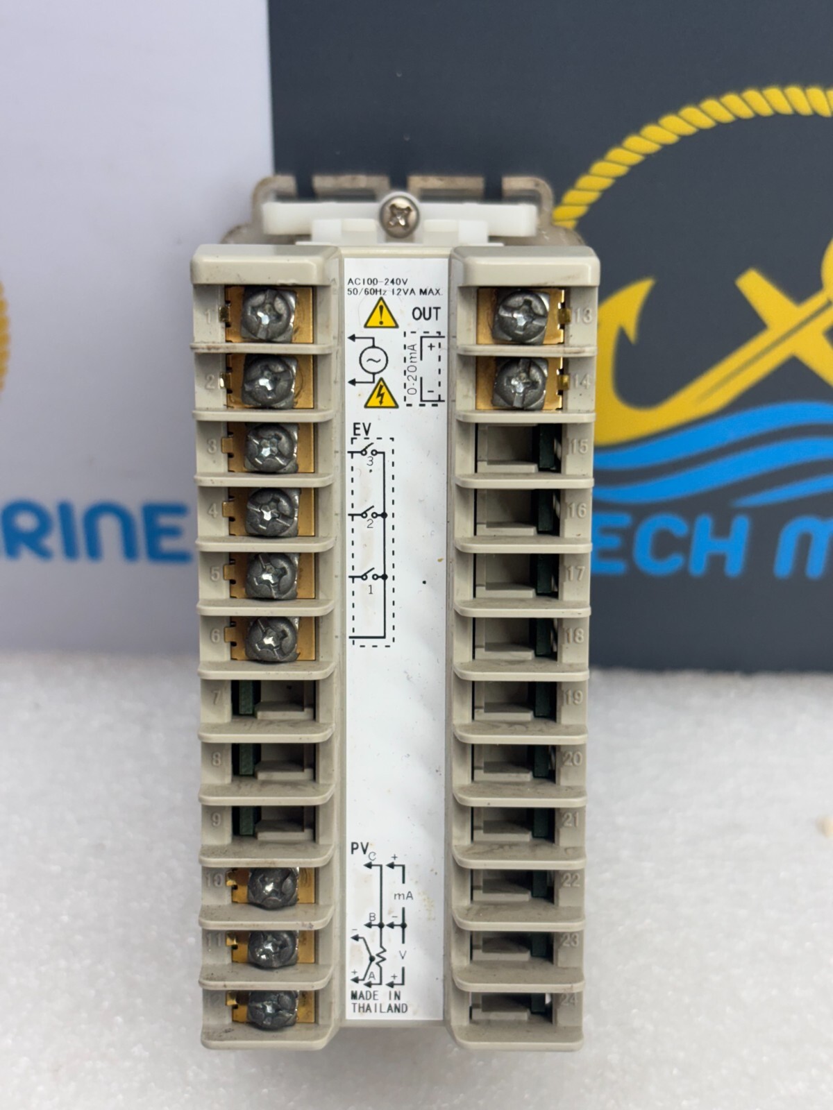 AZBIL SDC25 C25TC0UA1000 Single Loop Controller AC100-240V 50/60Hz 12VA 0-20mA